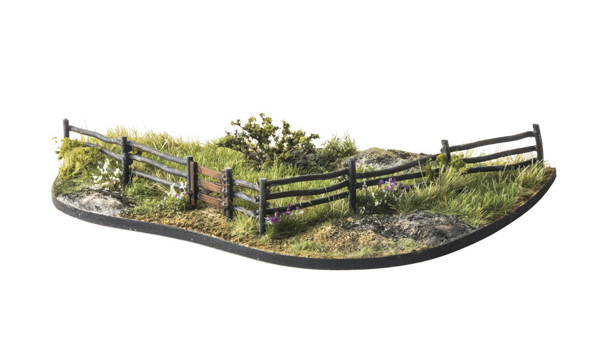 Woodland Scenics A2981 HO Scale Log Fence (8 pcs)