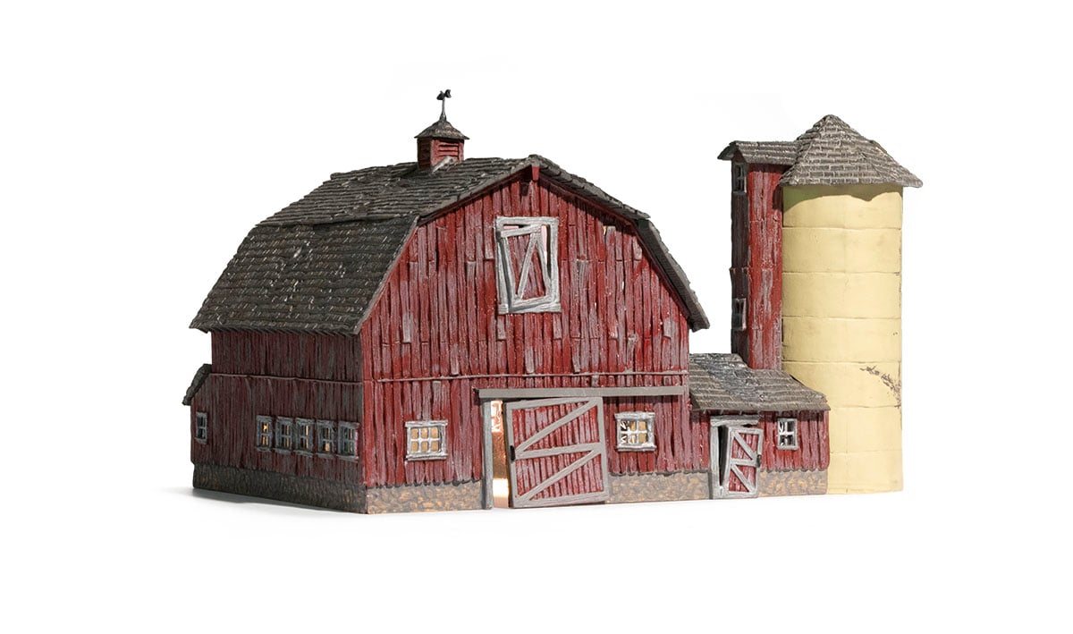 Woodland Scenics BR5038 HO Scale Old Weathered Barn