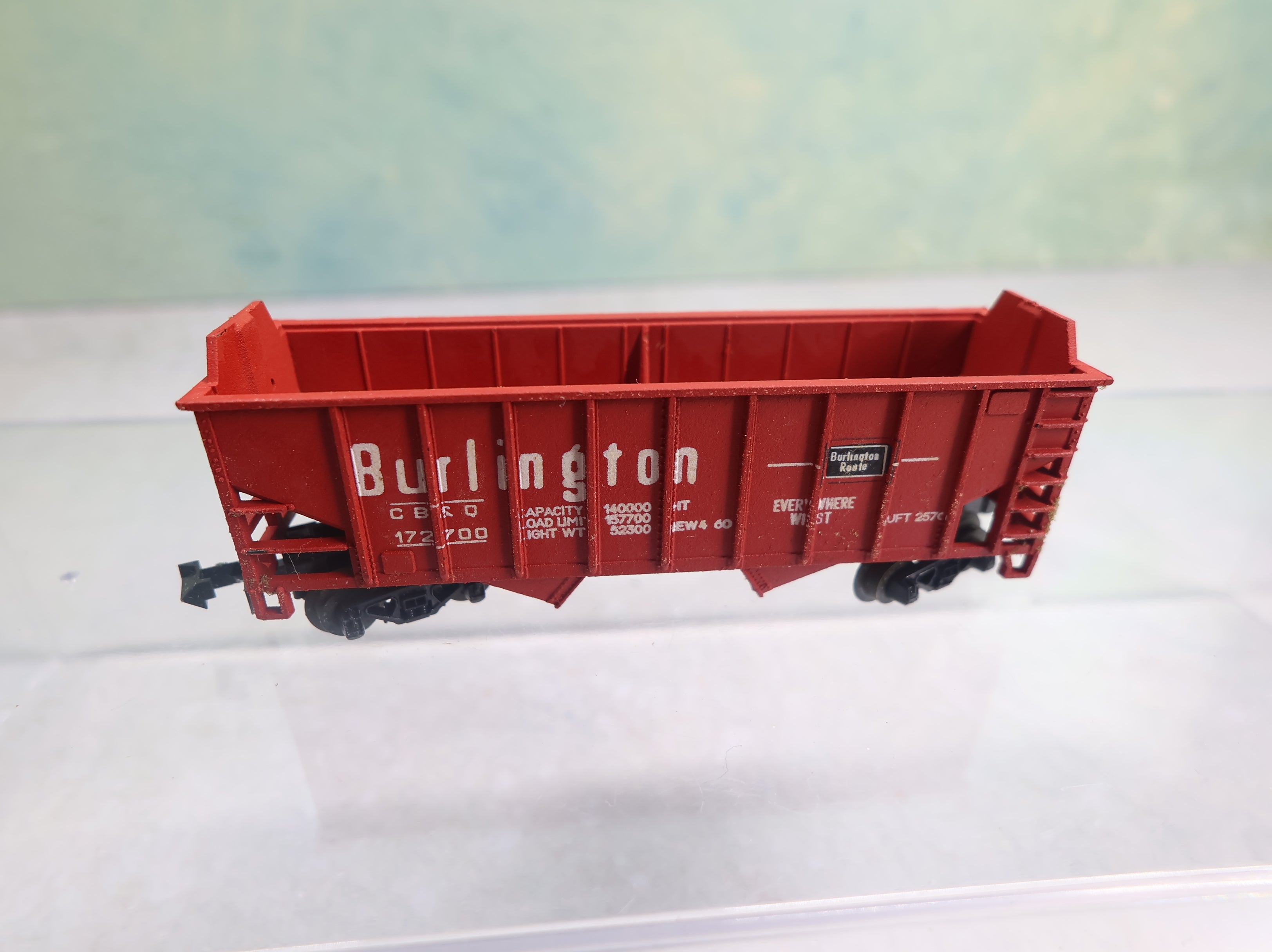 USED Atlas 2245 N Scale 2 Bay Open Hopper Burlington CB&Q #172700