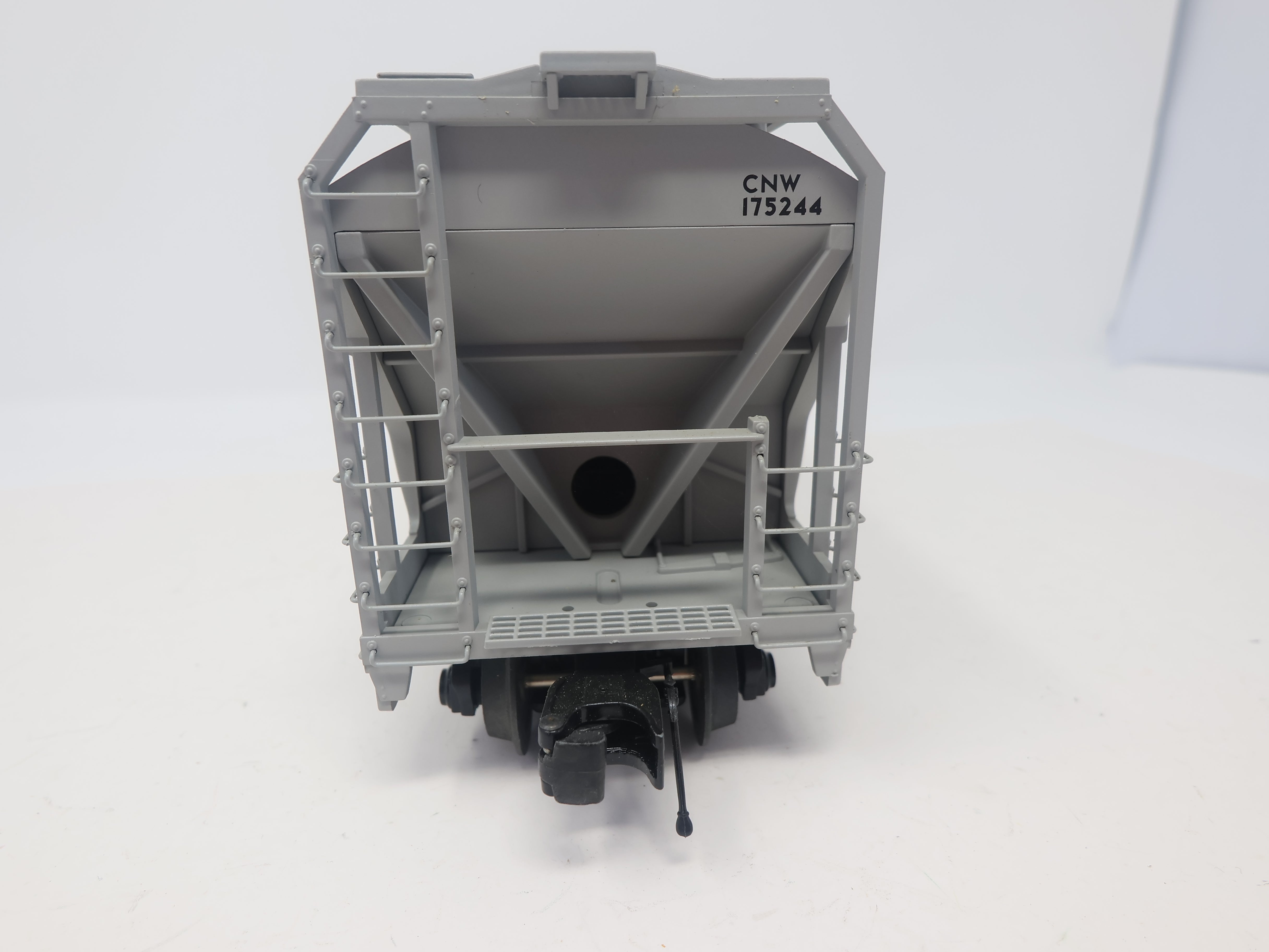 USED MTH Premier 20-97648 O, 2 Bay Centerflow Hopper Union Pacific Heritage Series, Chicago & North Western CNW #175244
