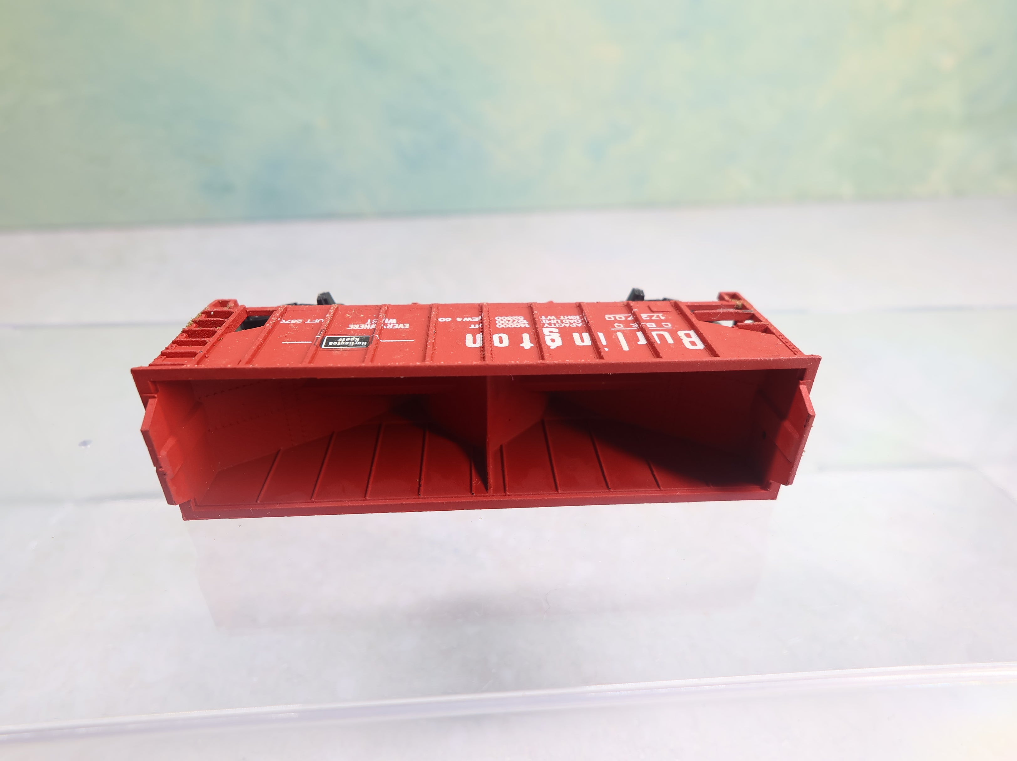 USED Atlas 2245 N Scale 2 Bay Open Hopper Burlington CB&Q #172700