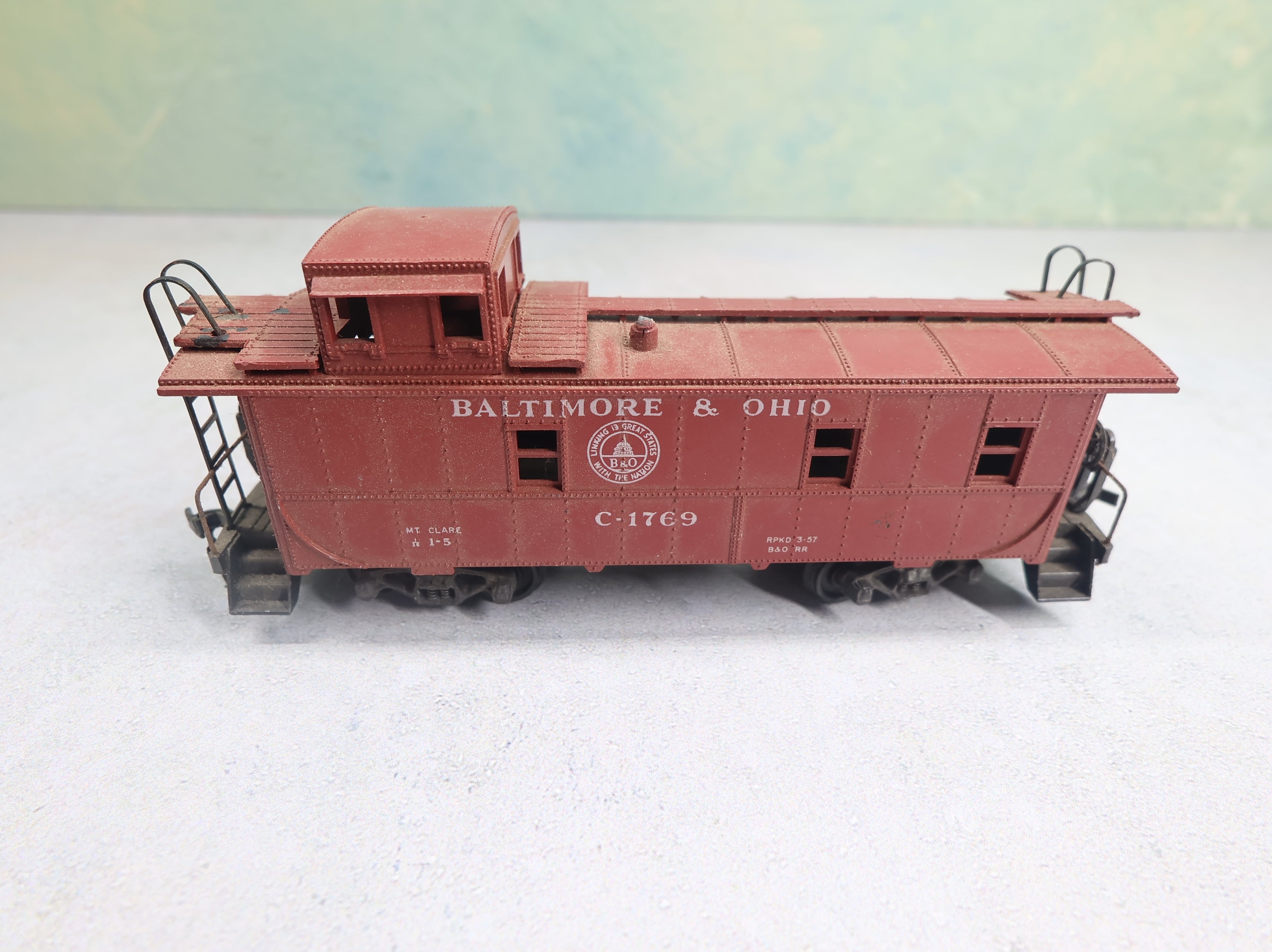 USED Athearn HO Scale Caboose Baltimore and Ohio #C-1769