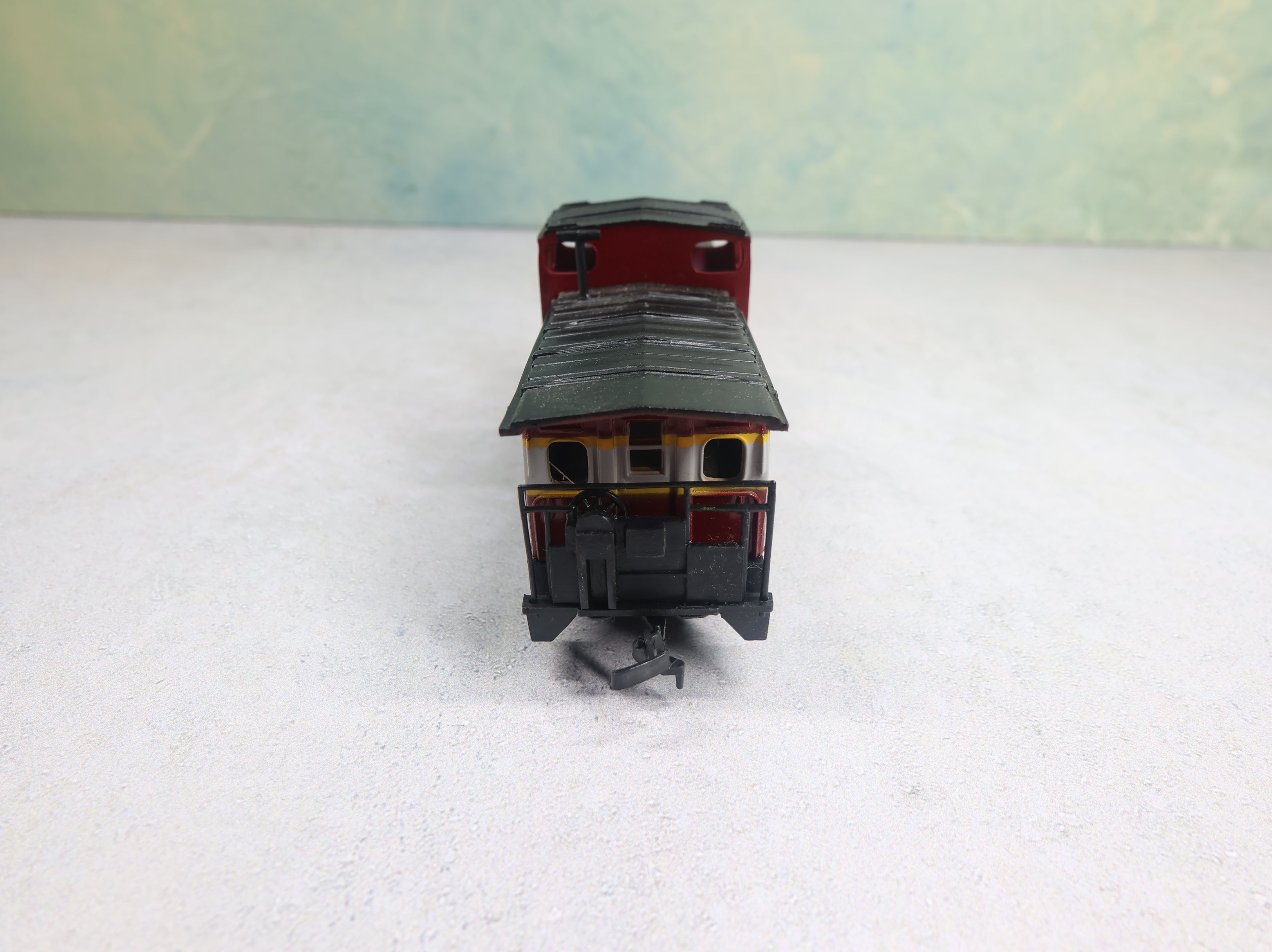 USED Bachmann HO Scale Caboose Erie Lackawanna #C363 Radio