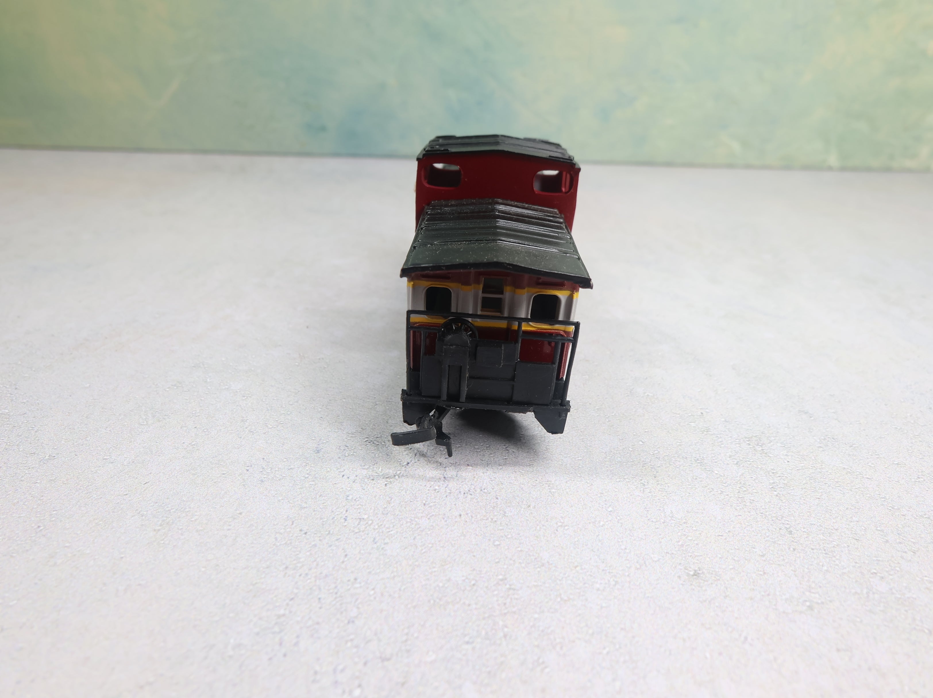 USED Bachmann HO Scale Caboose Erie Lackawanna #C363 Radio