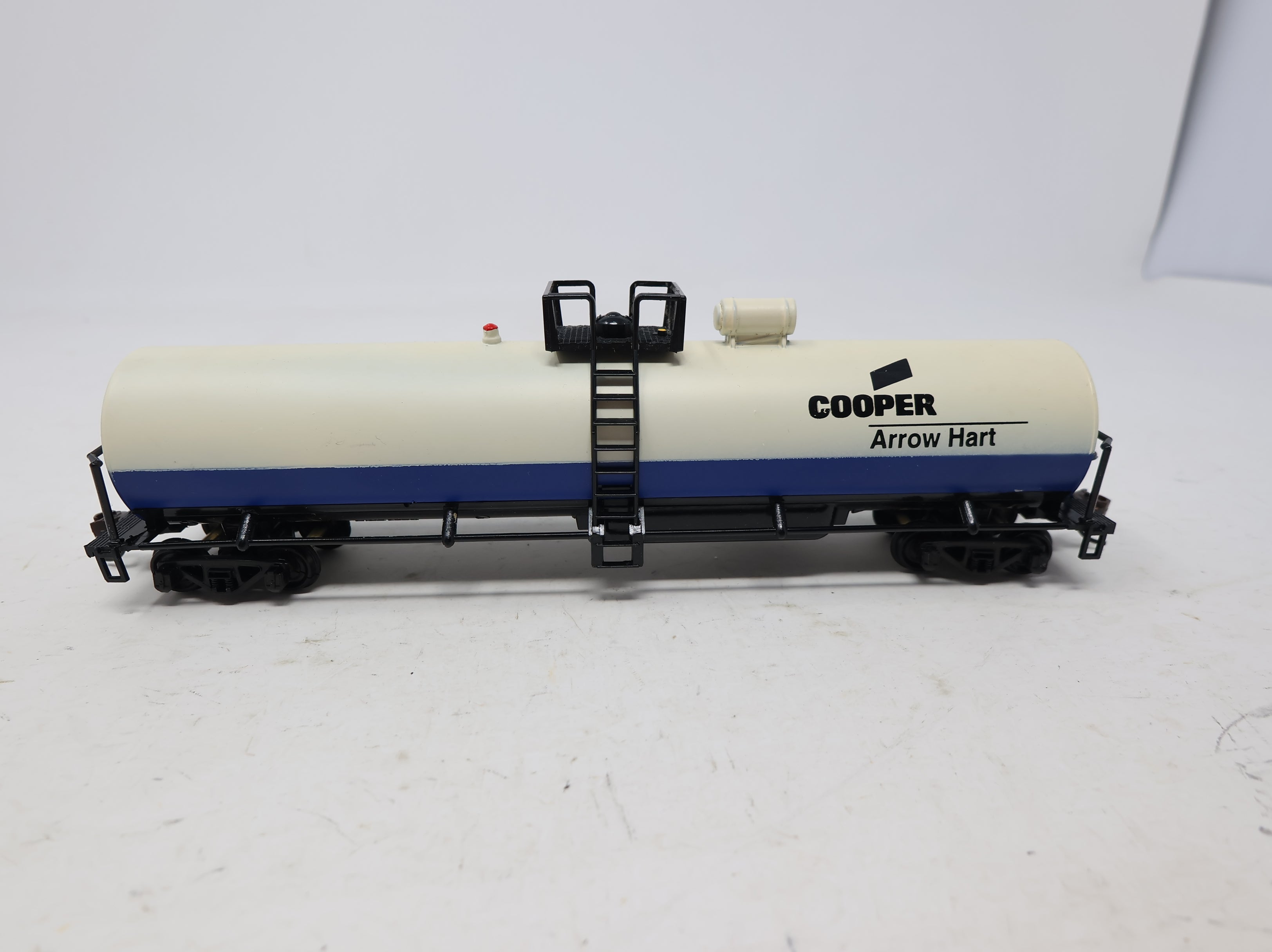 USED AHM HO Scale Tank Car Cooper Arrow Hart