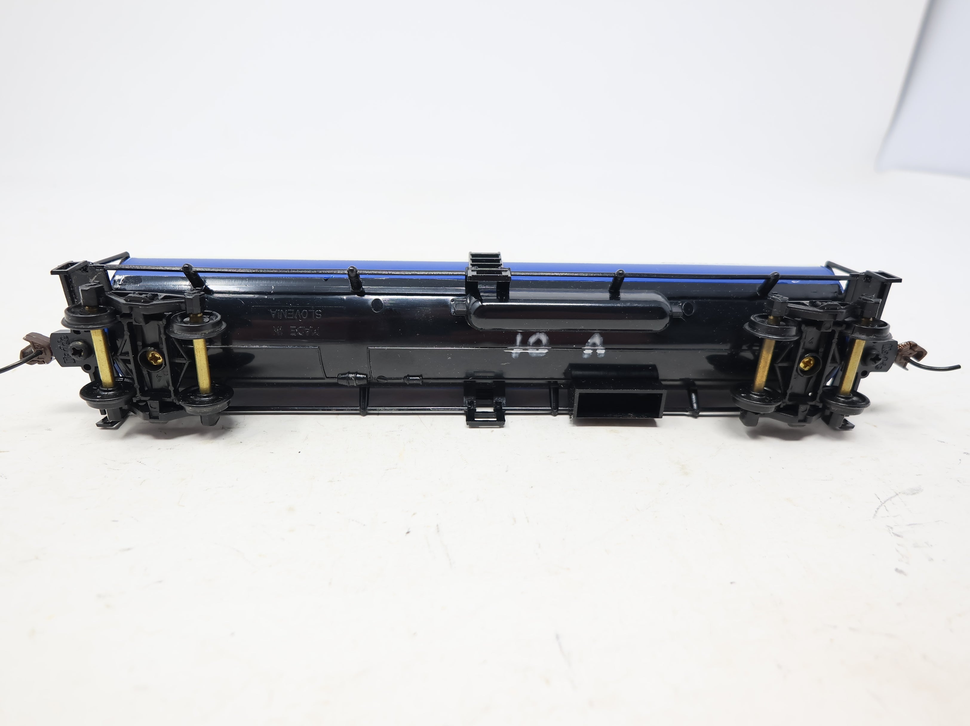 USED AHM HO Scale Tank Car Cooper Arrow Hart