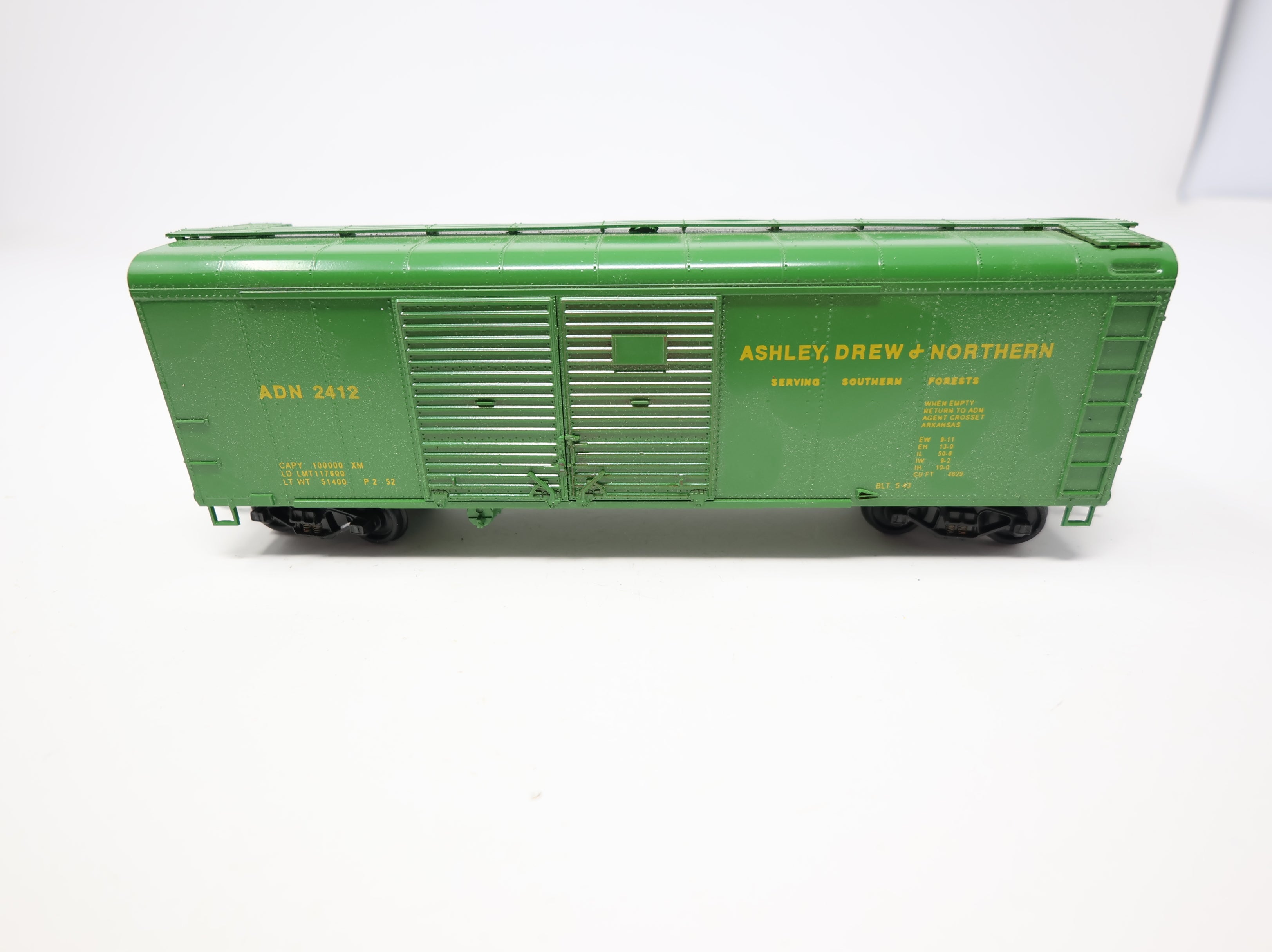 USED Bowser HO Scale 40' Rounded Top Box Car Ashley, Drew and Northern ADN #2412