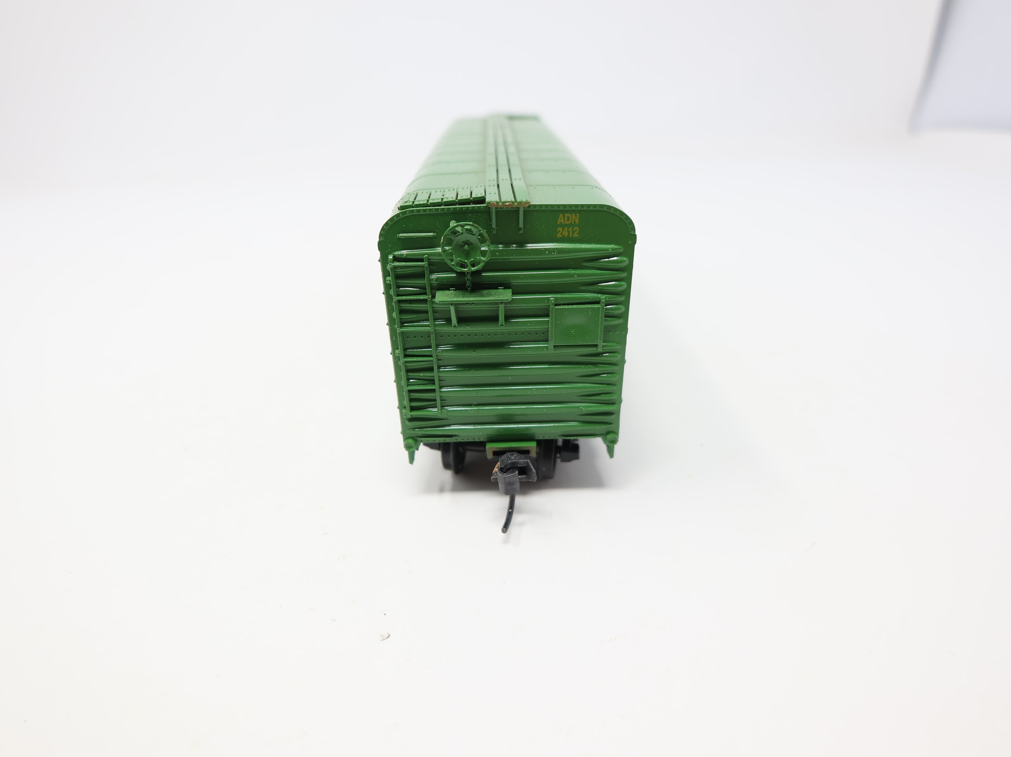 USED Bowser HO Scale 40' Rounded Top Box Car Ashley, Drew and Northern ADN #2412