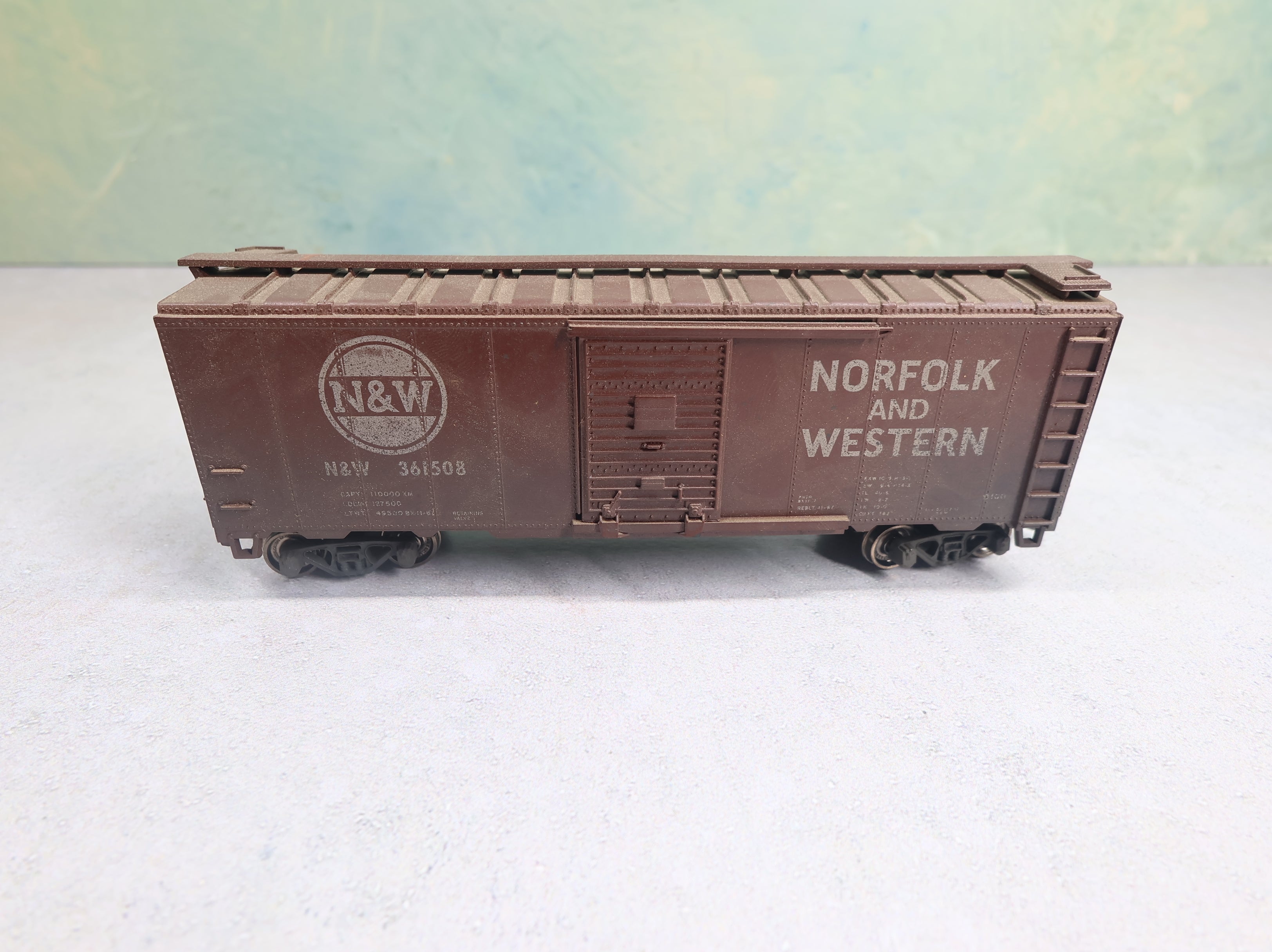 USED Athearn HO Scale 40' Box Car Norfolk & Western N&W #361508 Weathered