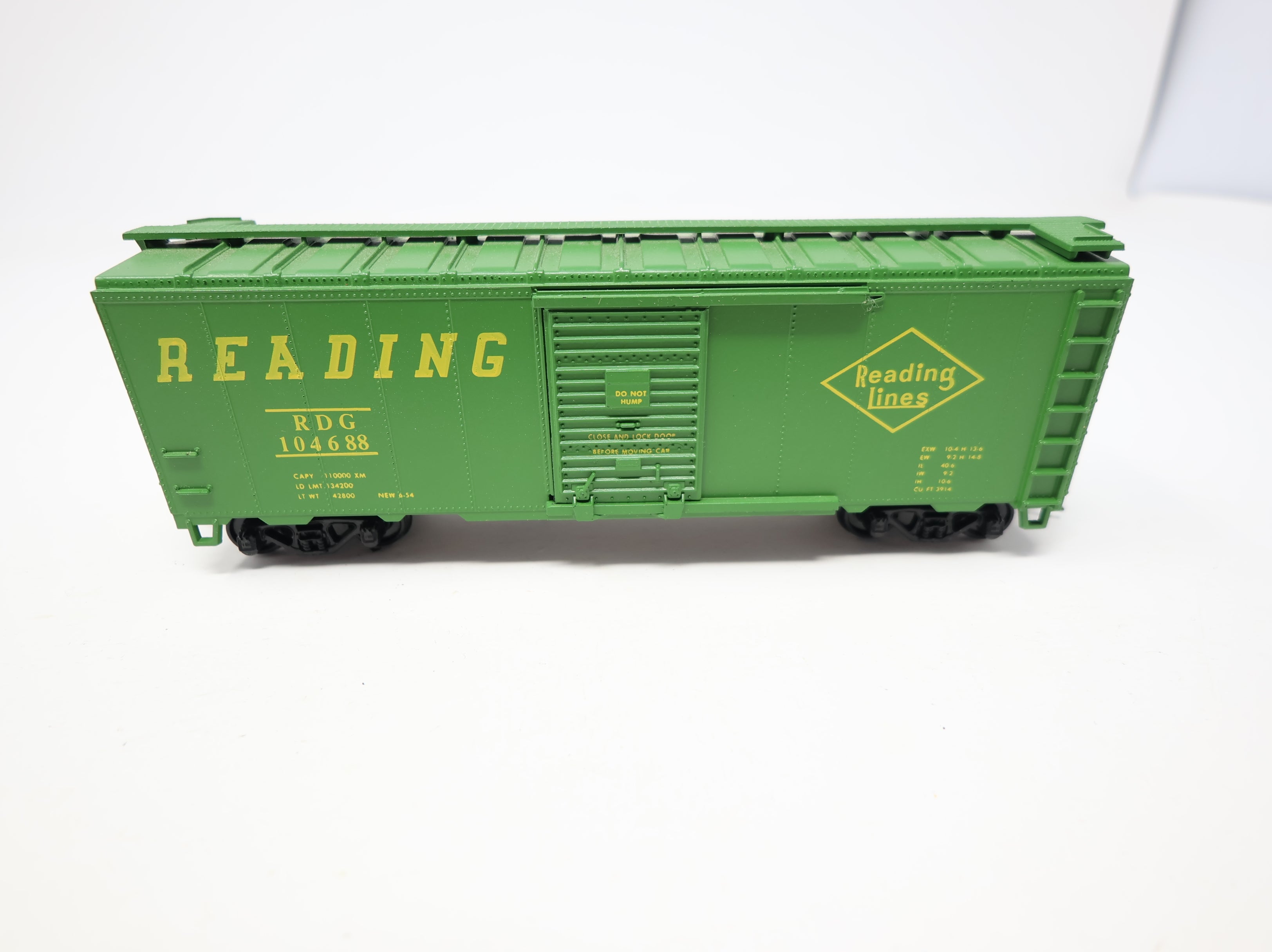 USED Athearn HO Scale 40' Box Car Reading RDG #104688