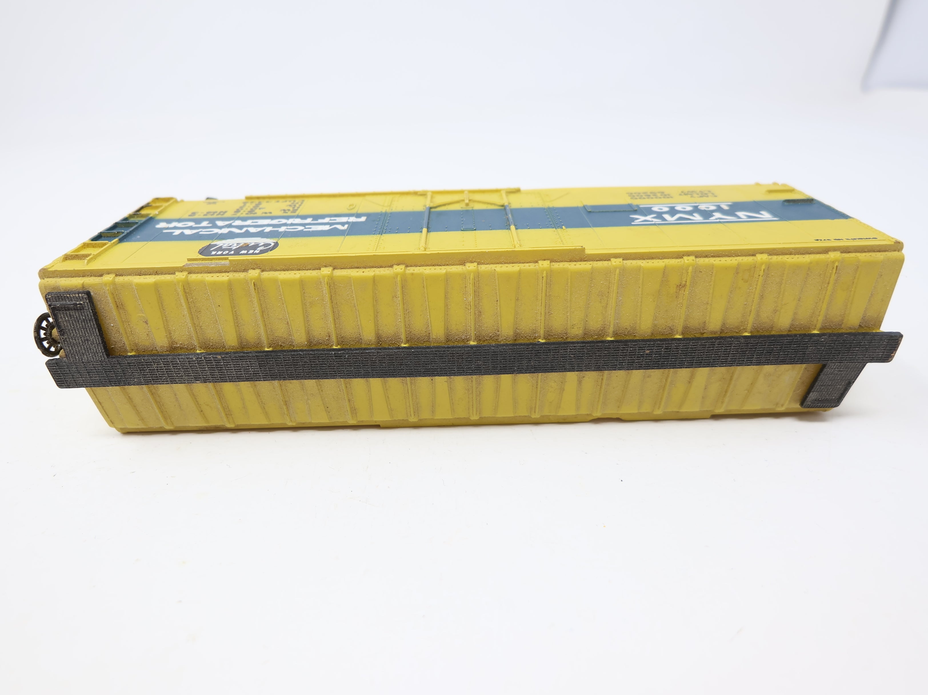 USED AHM HO Scale 40' Mechanical Refrigerator Car NYMX #1000