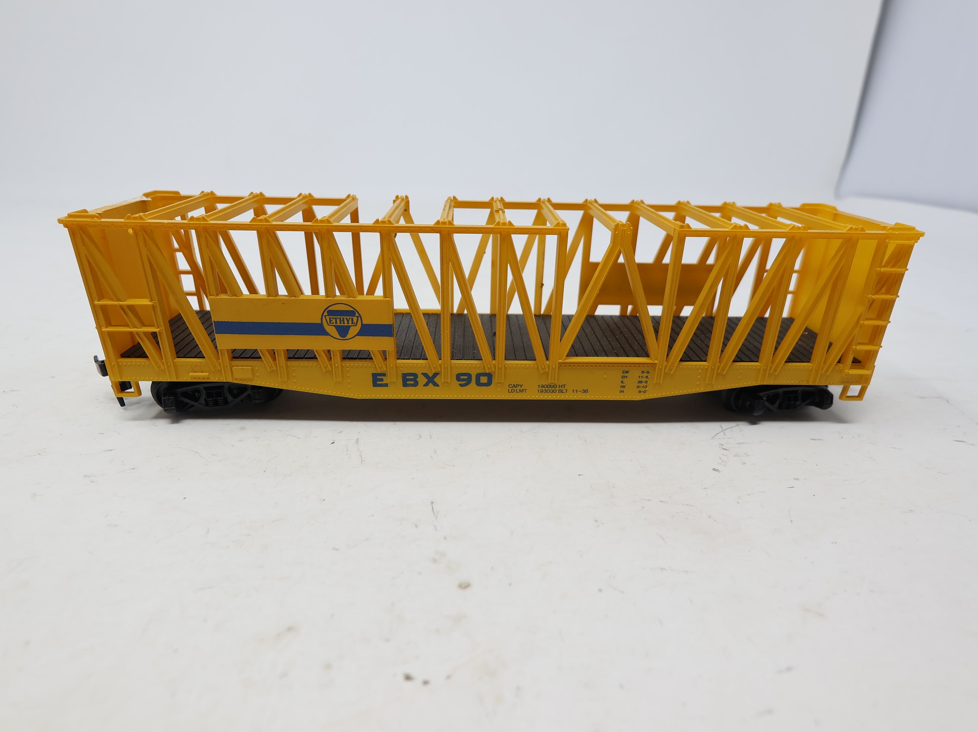 USED AHM HO Scale Container Carrier Ethyl Corporation EBX #90