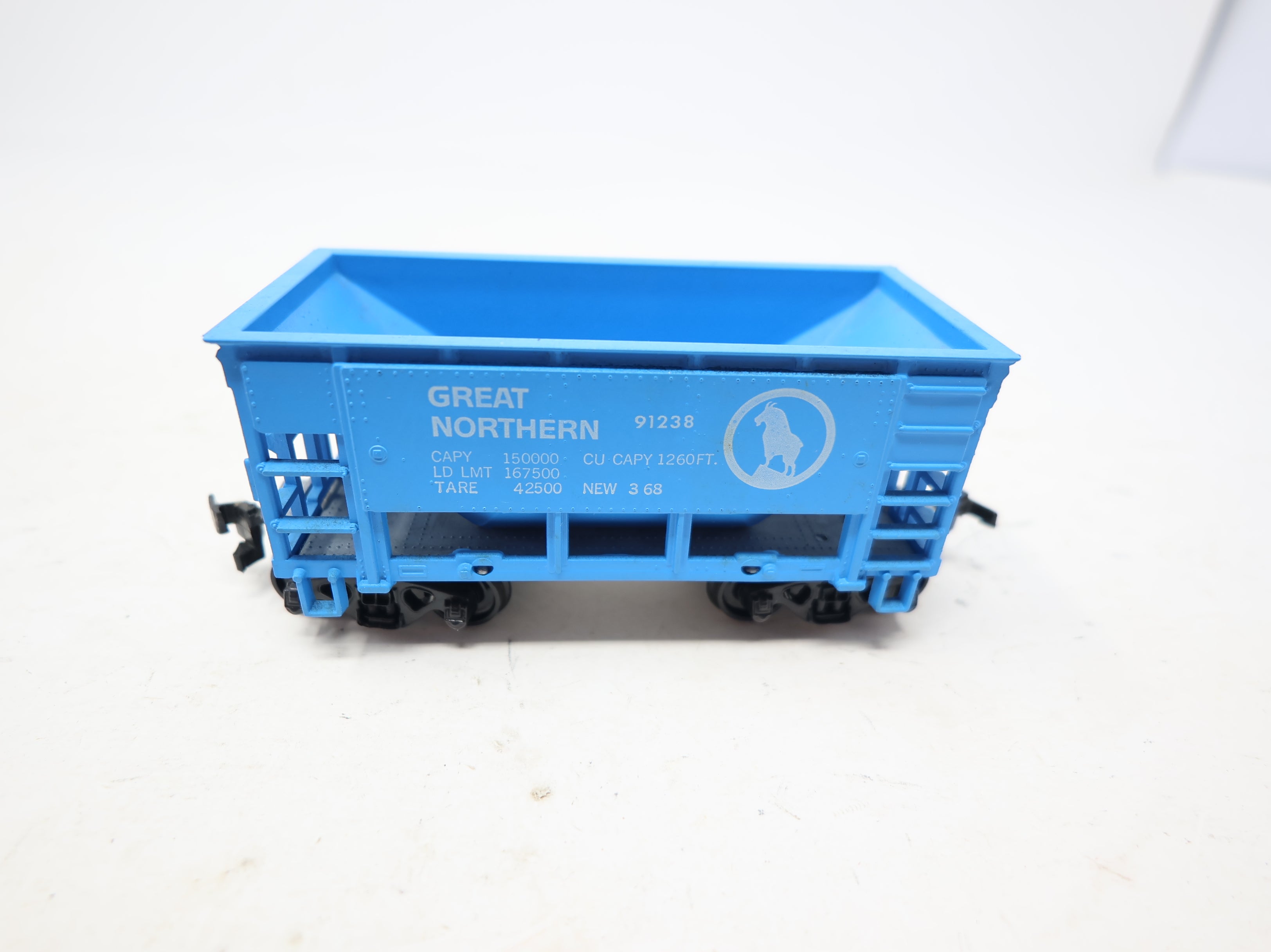 USED Roundhouse HO Scale Ore Car Great Northern #91238