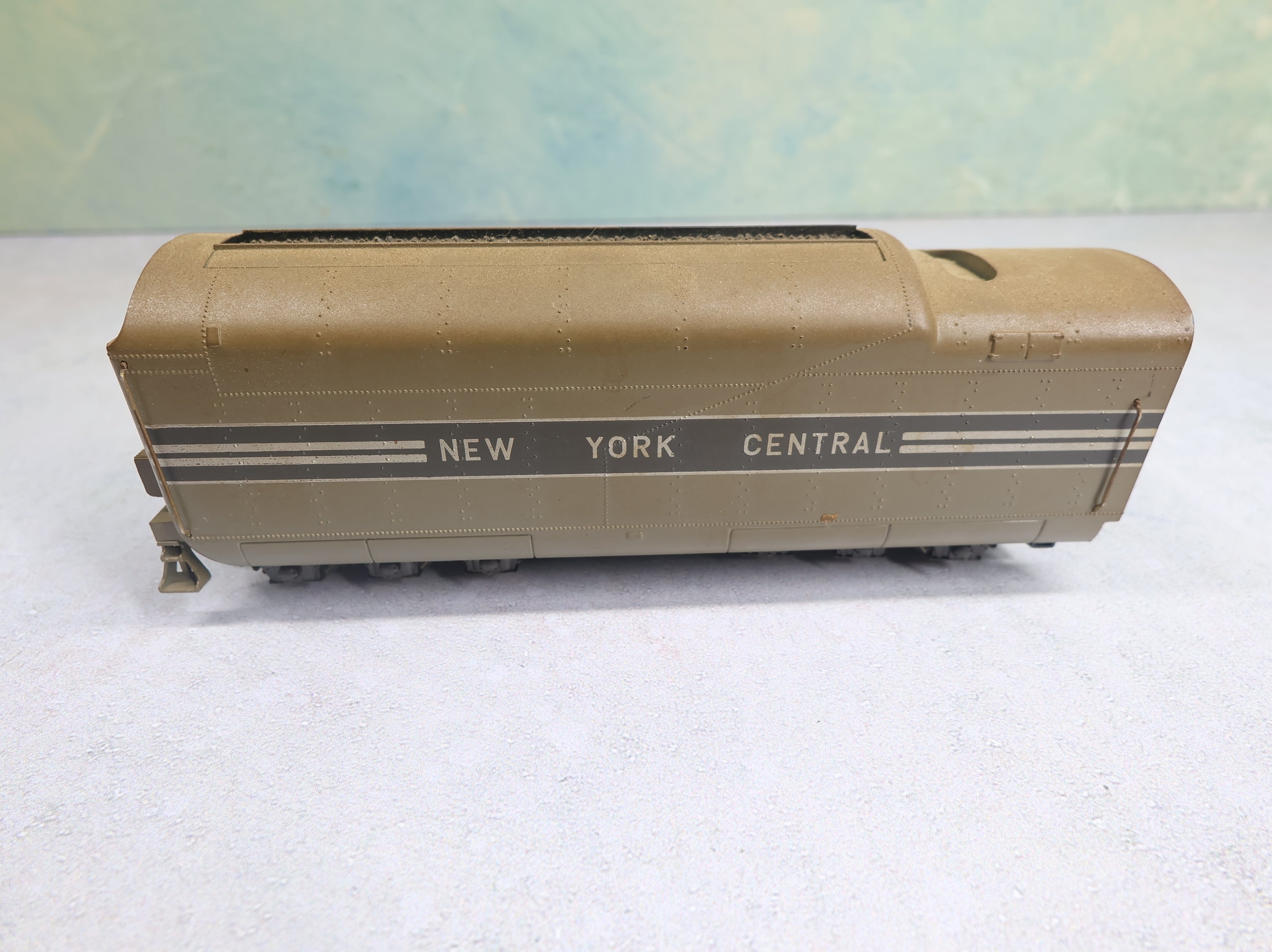 USED Rivarossi HO Scale 4-6-4 Steam Locomotive New York Central #5446 Parts/Repairs