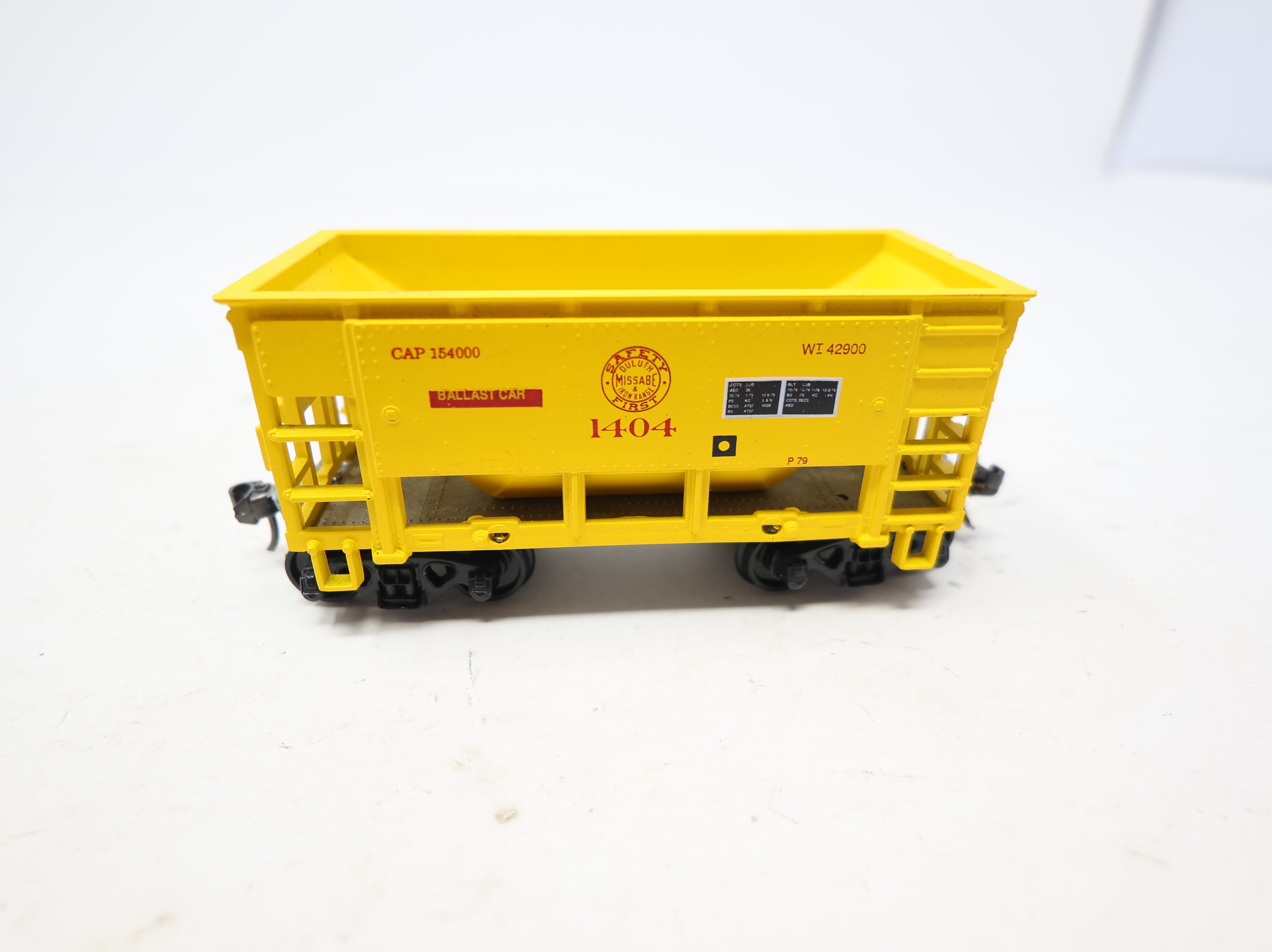 USED Roundhouse HO Scale Ore Car Duluth, Missabe & Iron Range DMIR #1404 Ballast Car