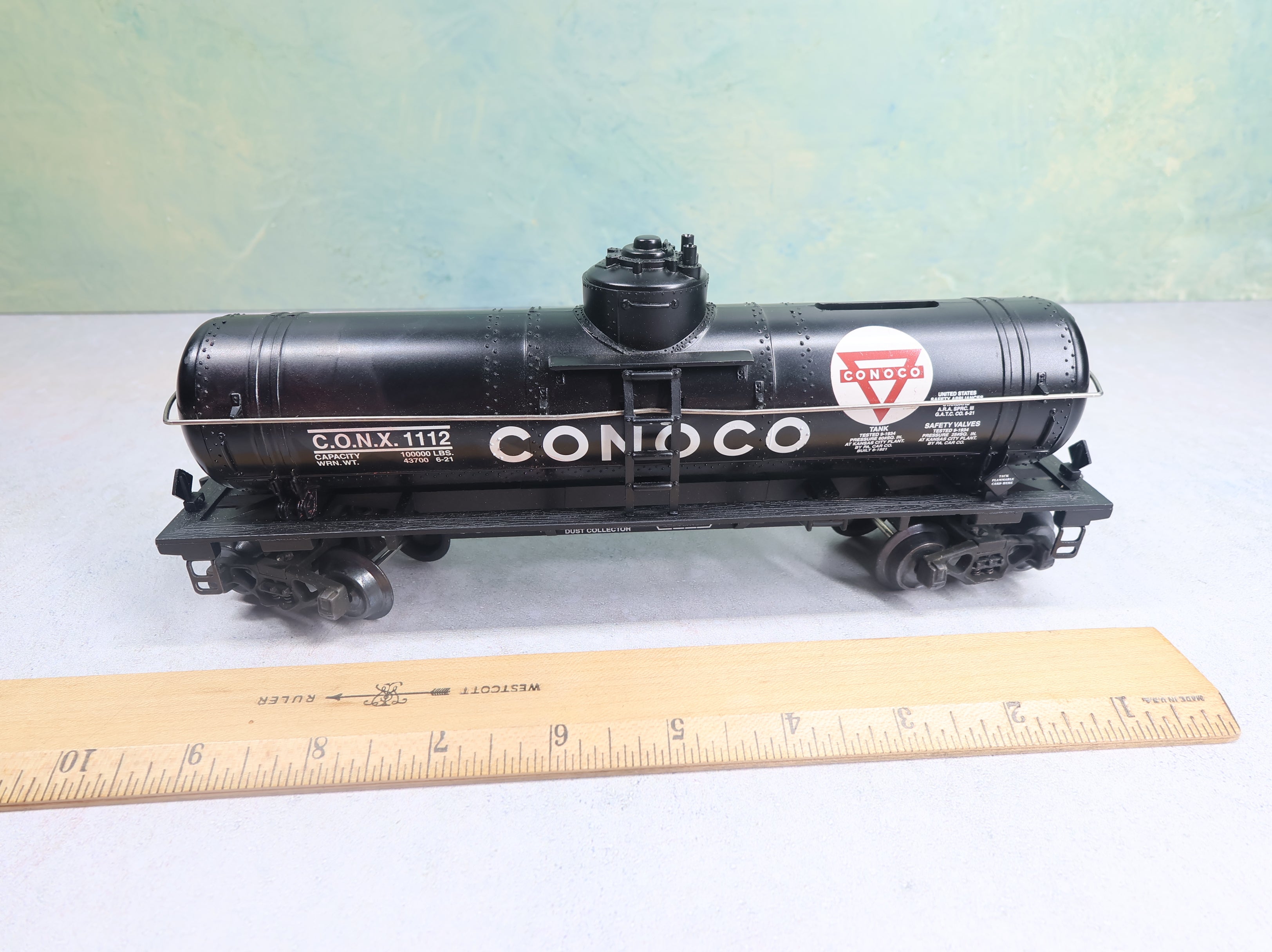 USED K-Line O Single Dome Tank Car Conoco CONX #1112