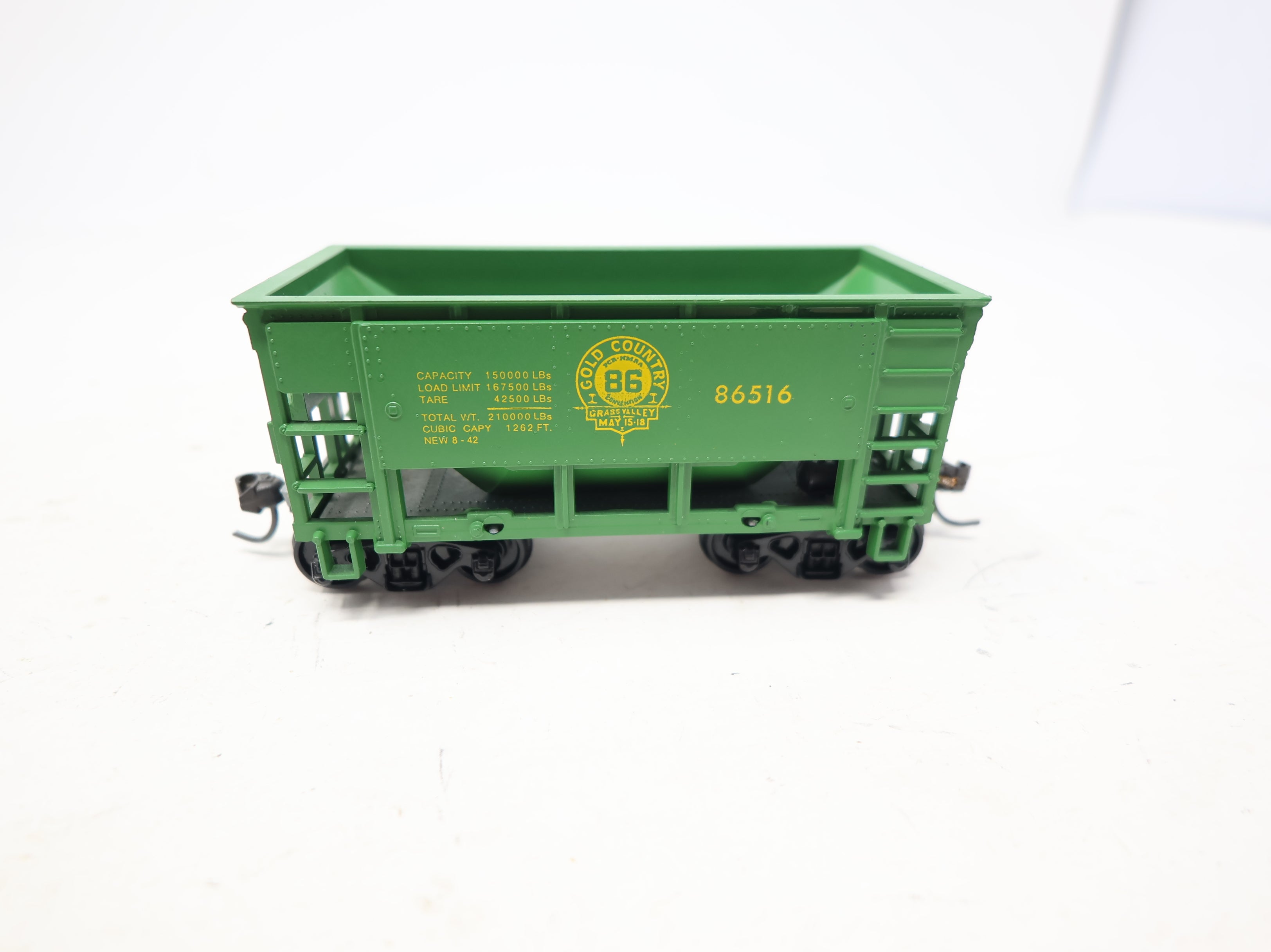 USED Roundhouse HO Scale Ore Car Gold Country Convention #86516