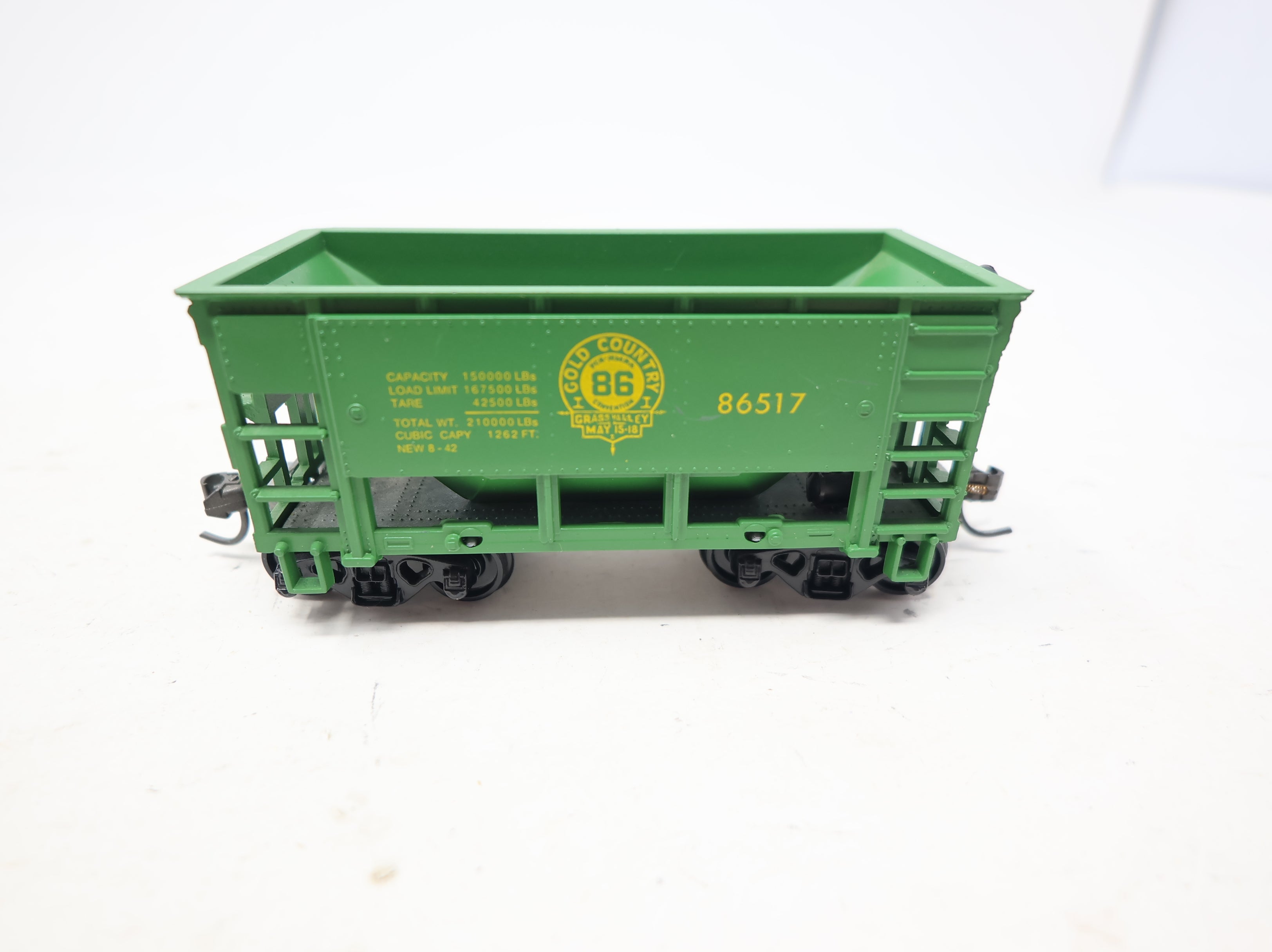 USED Roundhouse HO Scale Ore Car Gold Country Convention #86517