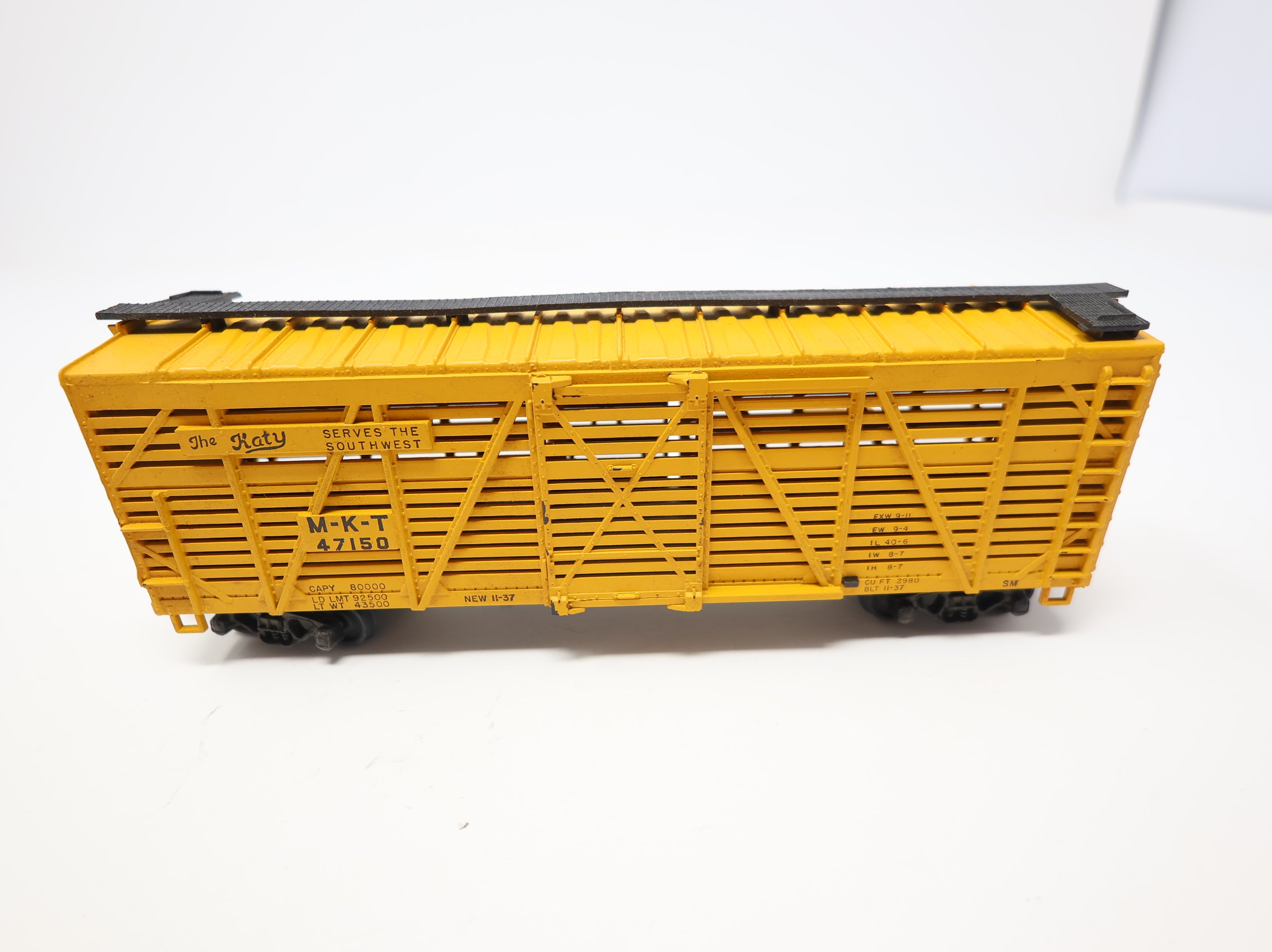 USED Athearn HO Scale 40' Stock Car MKT #47150 Black Text