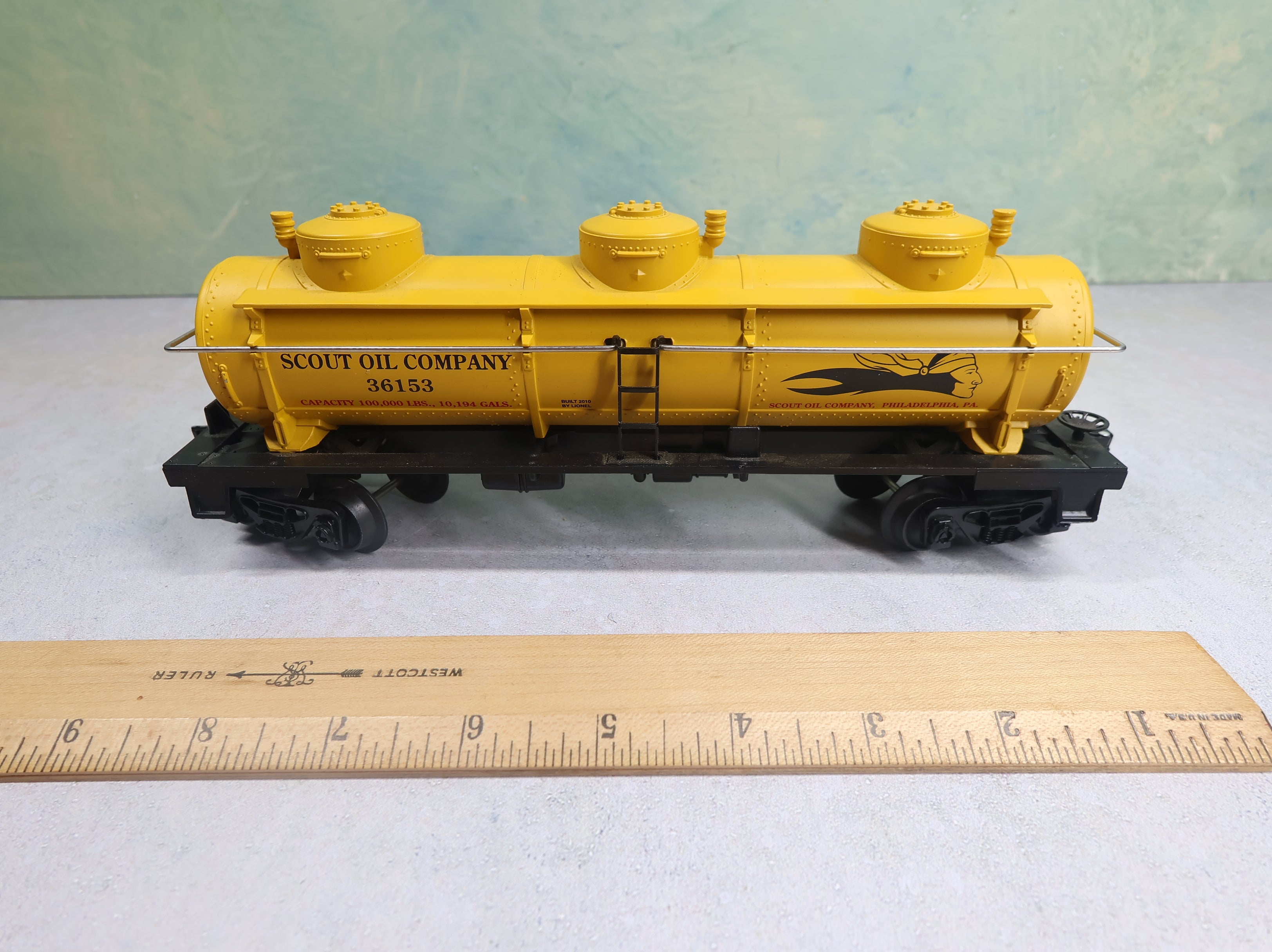 USED Lionel O Triple Dome Tank Car Scout Oil Company #36153