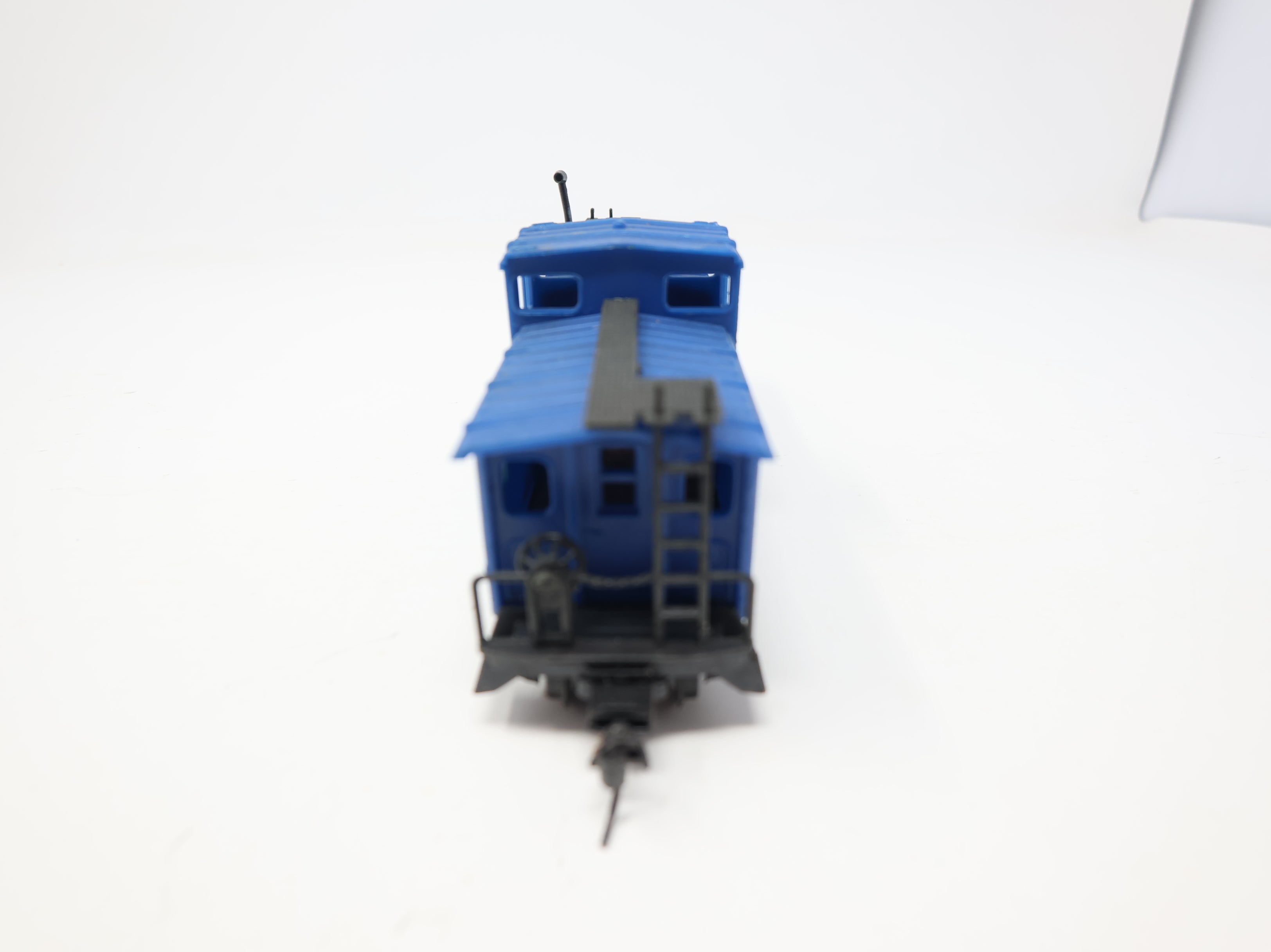 USED Playart HO Scale Caboose Conrail #22138