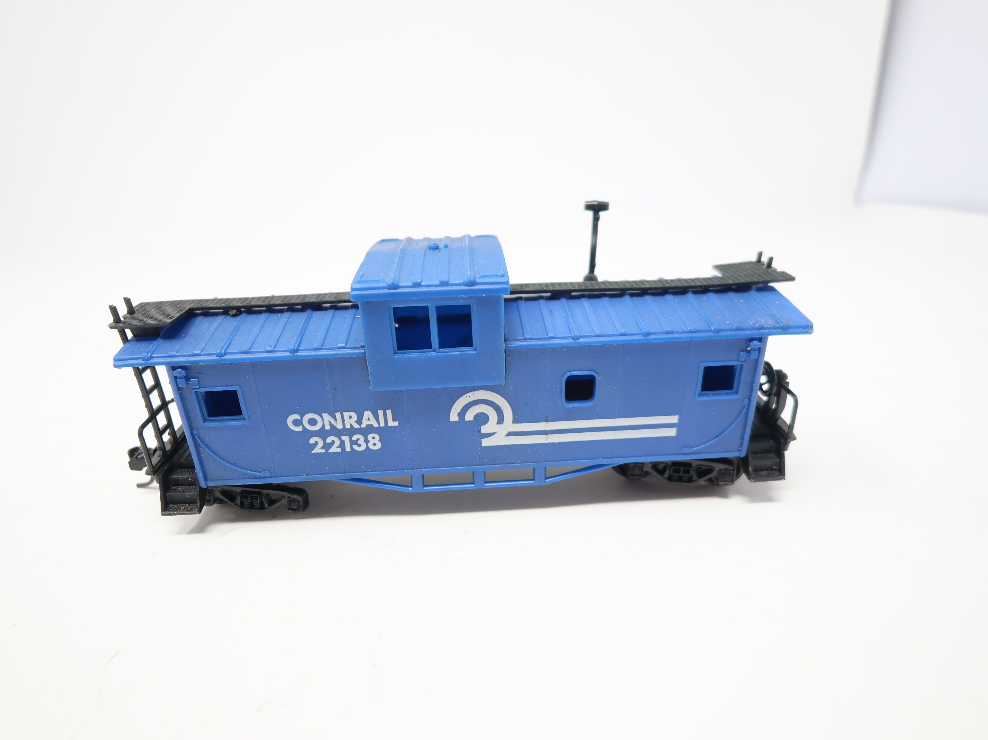 USED Playart HO Scale Caboose Conrail #22138