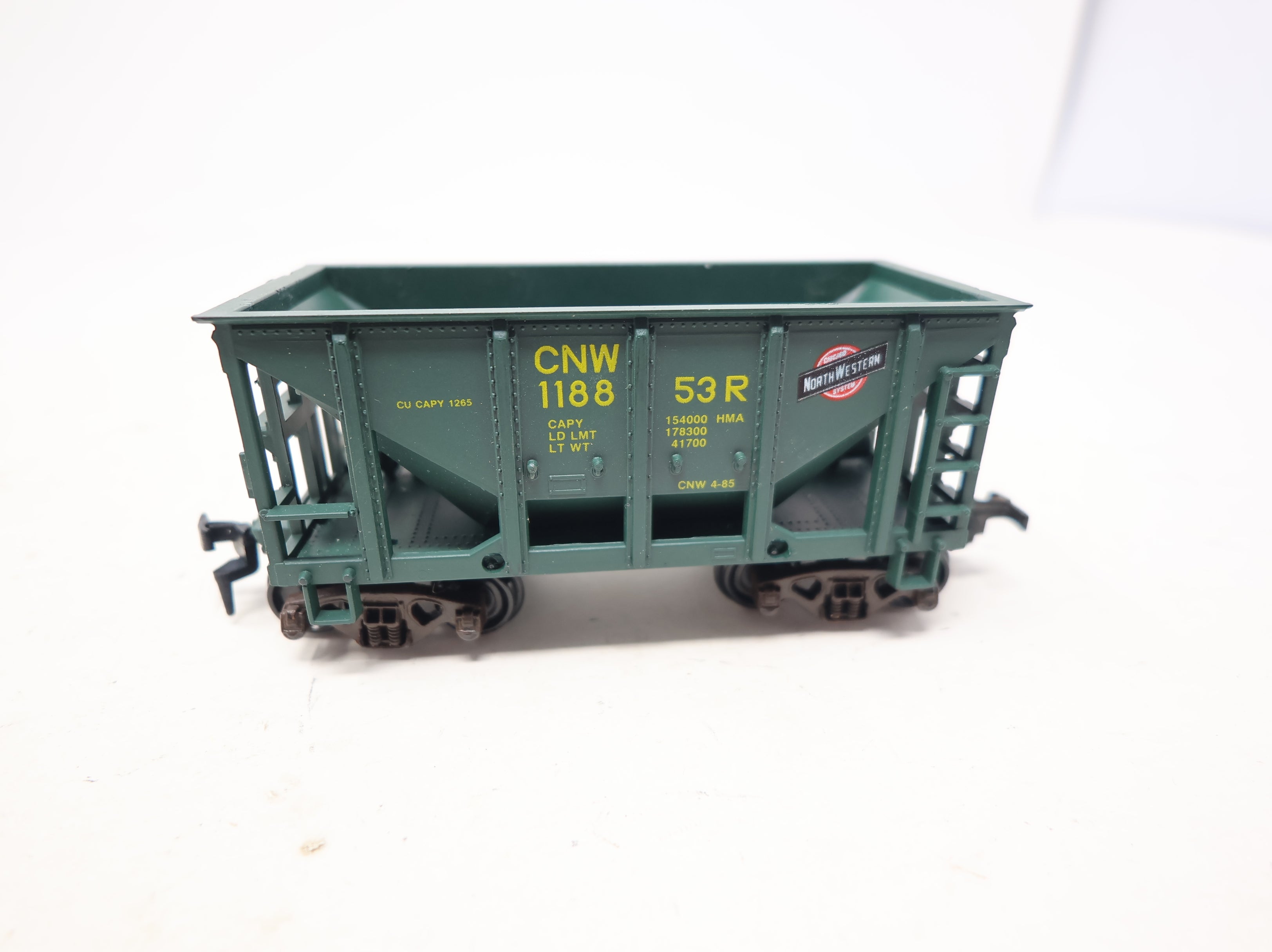 USED Roundhouse HO Scale Ore Car Chicago & North Western CNW #118853R