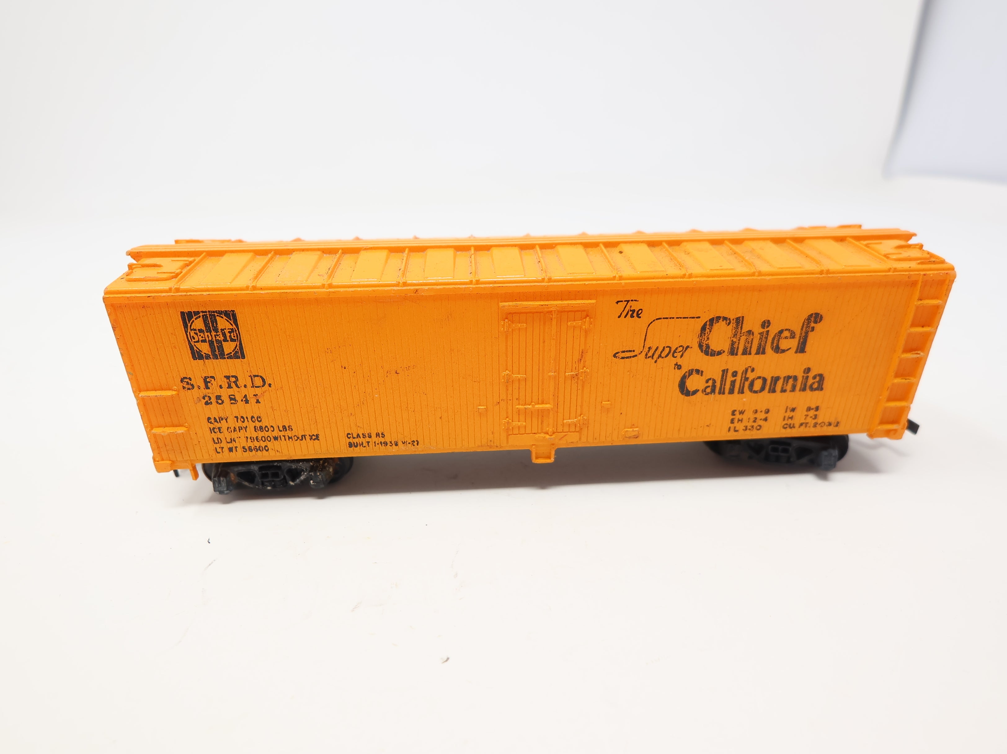 USED Mantua HO Scale 40' Wooden Reefer Box Car Santa Fe SFRD #25841