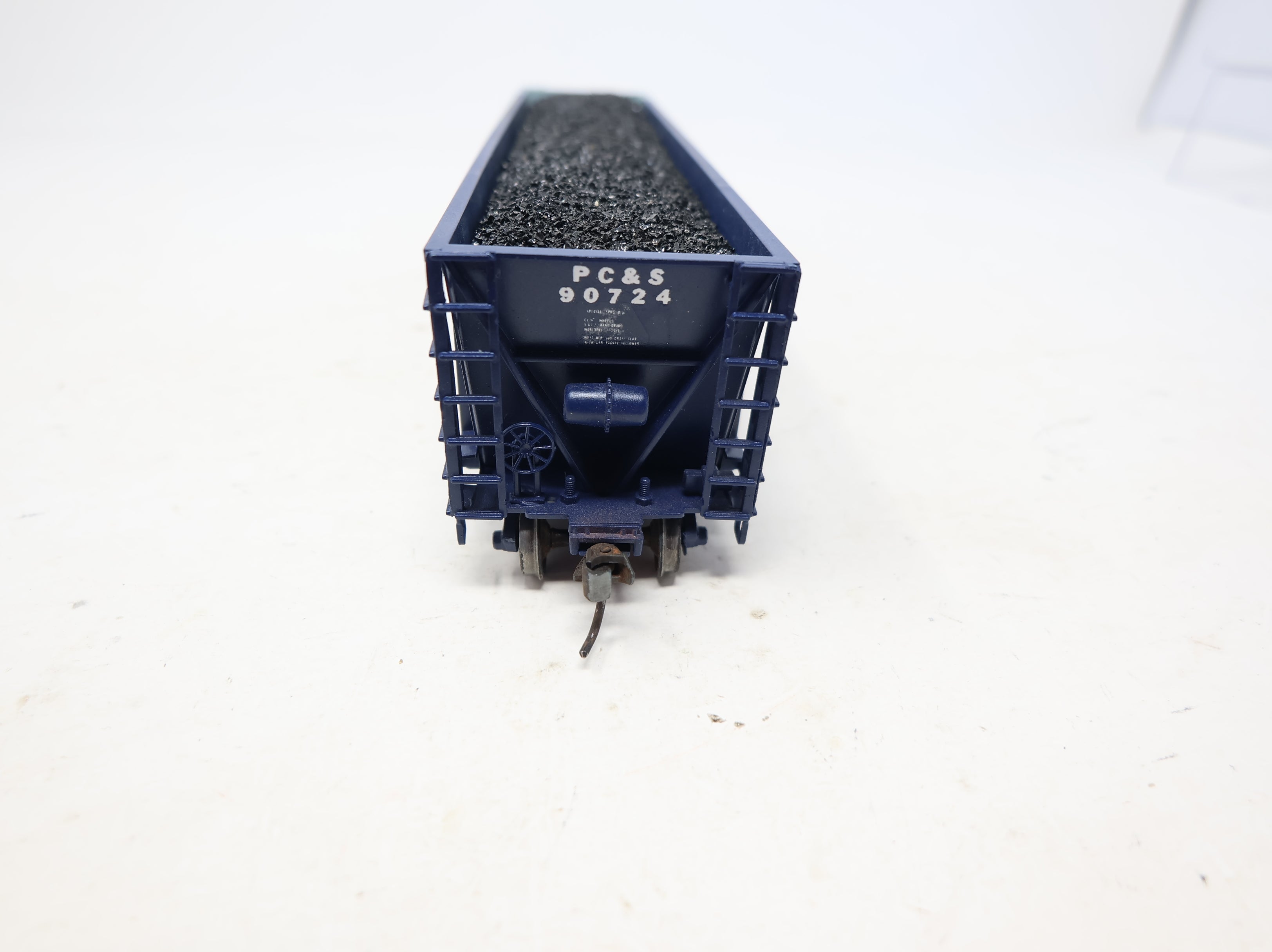 USED HO Scale Bathtub Gondola w/ coal load Pacific Coast PC&S #90724