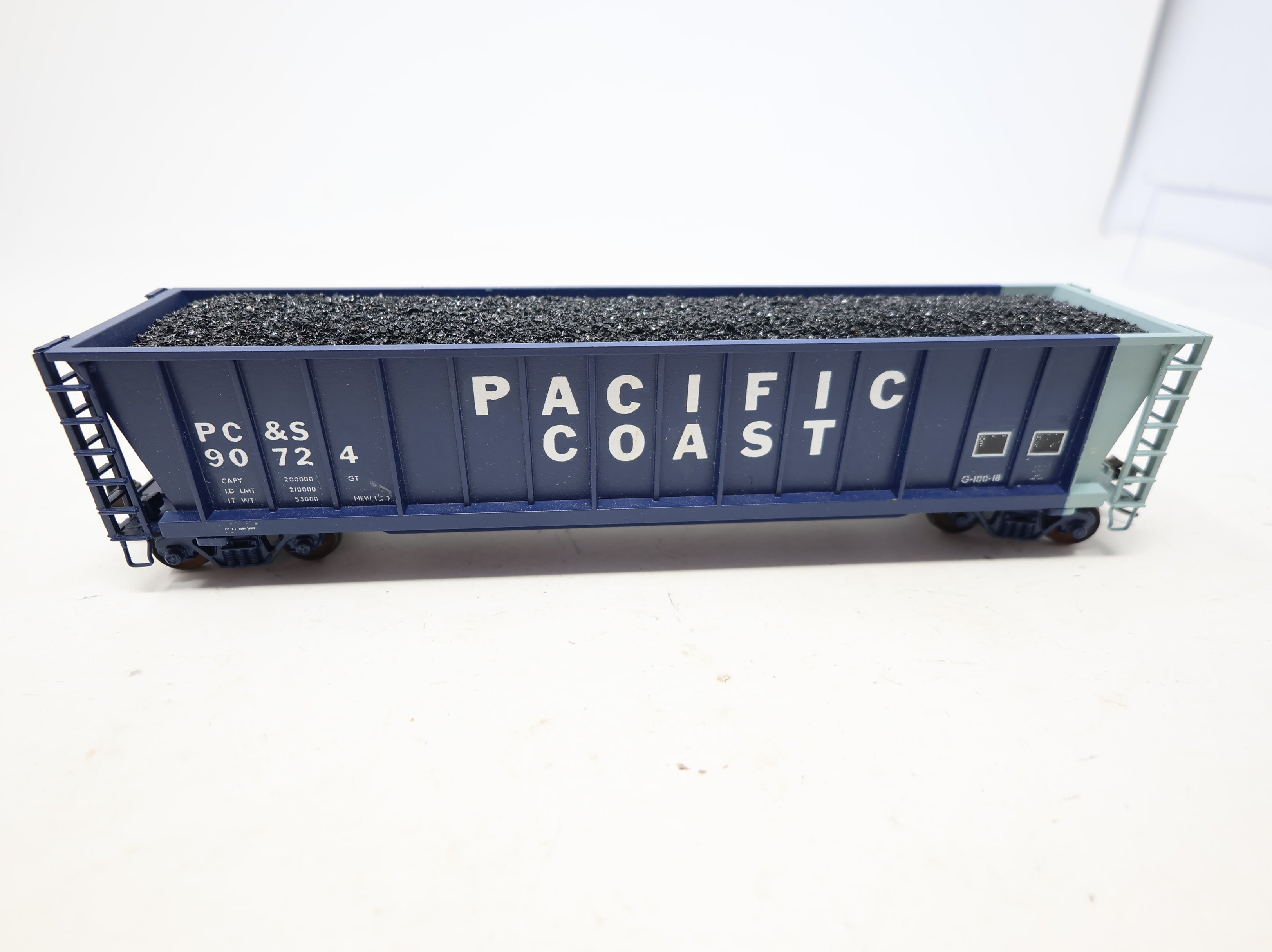 USED HO Scale Bathtub Gondola w/ coal load Pacific Coast PC&S #90724