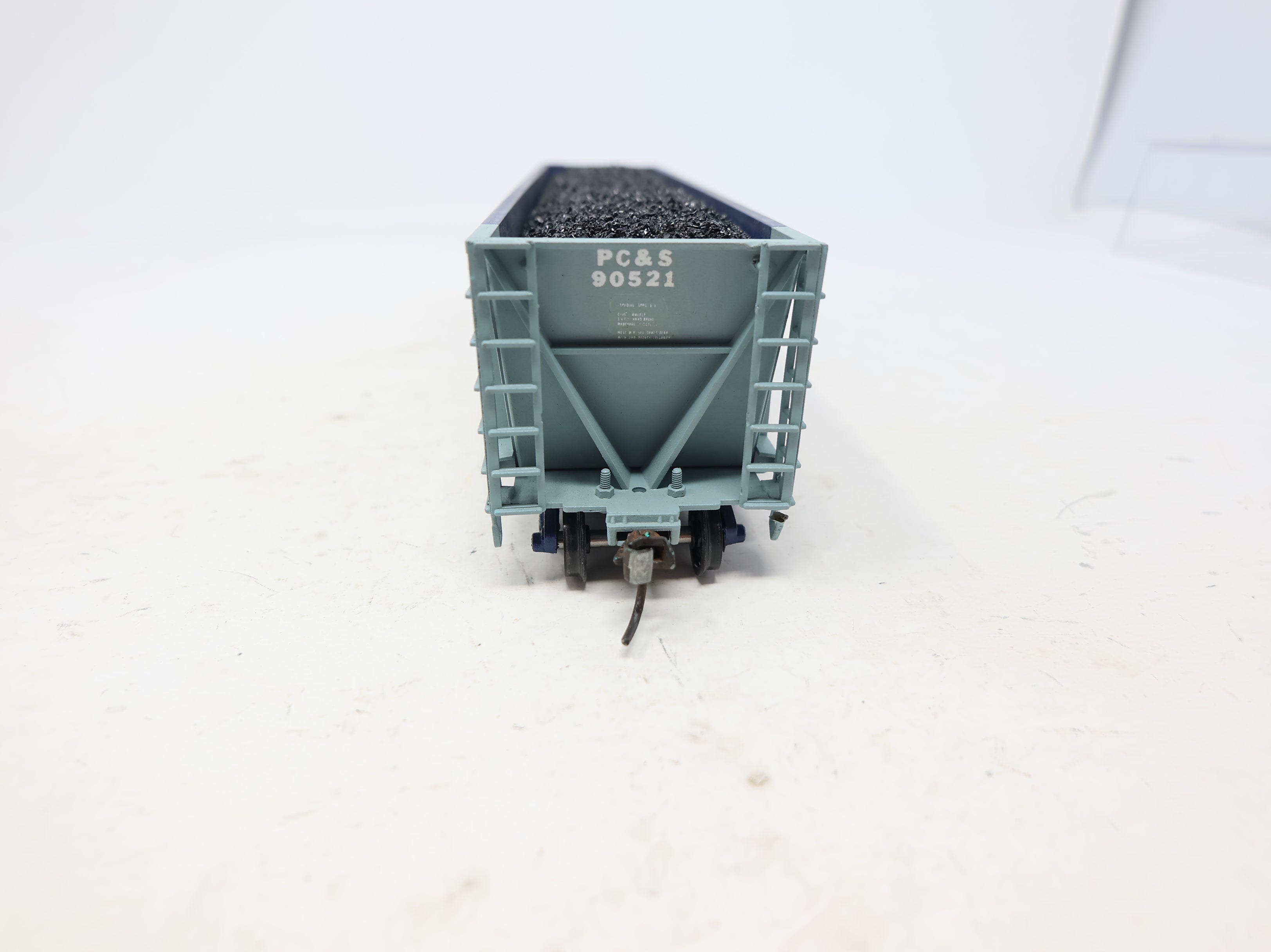 USED HO Scale Bathtub Gondola w/ coal load Pacific Coast PC&S #90521