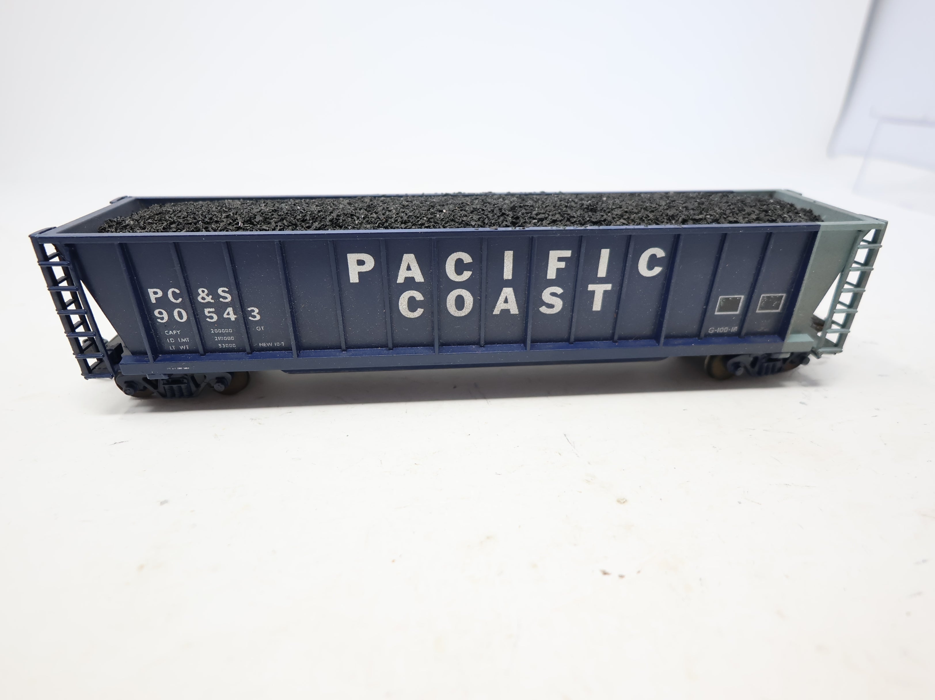 USED HO Scale Bathtub Gondola w/ coal load Pacific Coast PC&S #90543