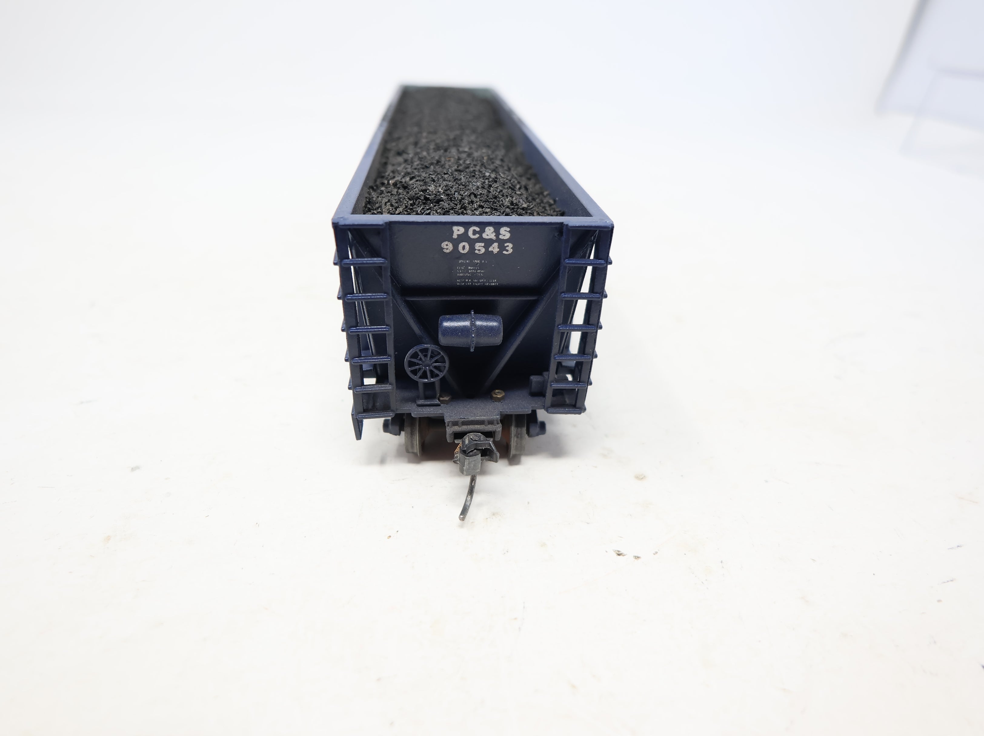 USED HO Scale Bathtub Gondola w/ coal load Pacific Coast PC&S #90543