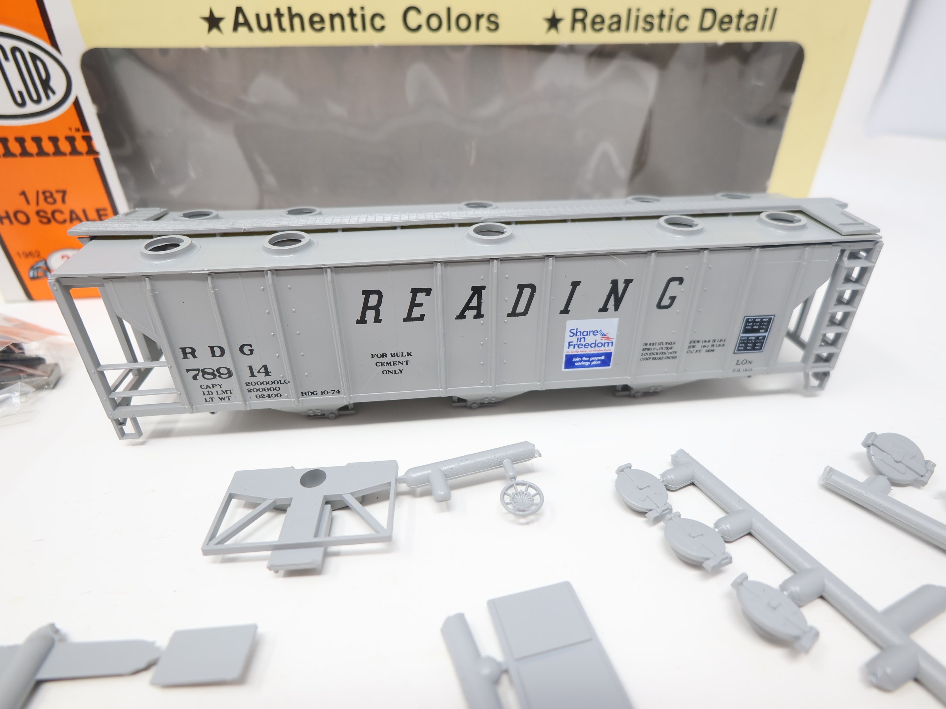 USED Con-Cor HO Scale PS-2 3 Bay Hopper Reading RDG #78914 KIT