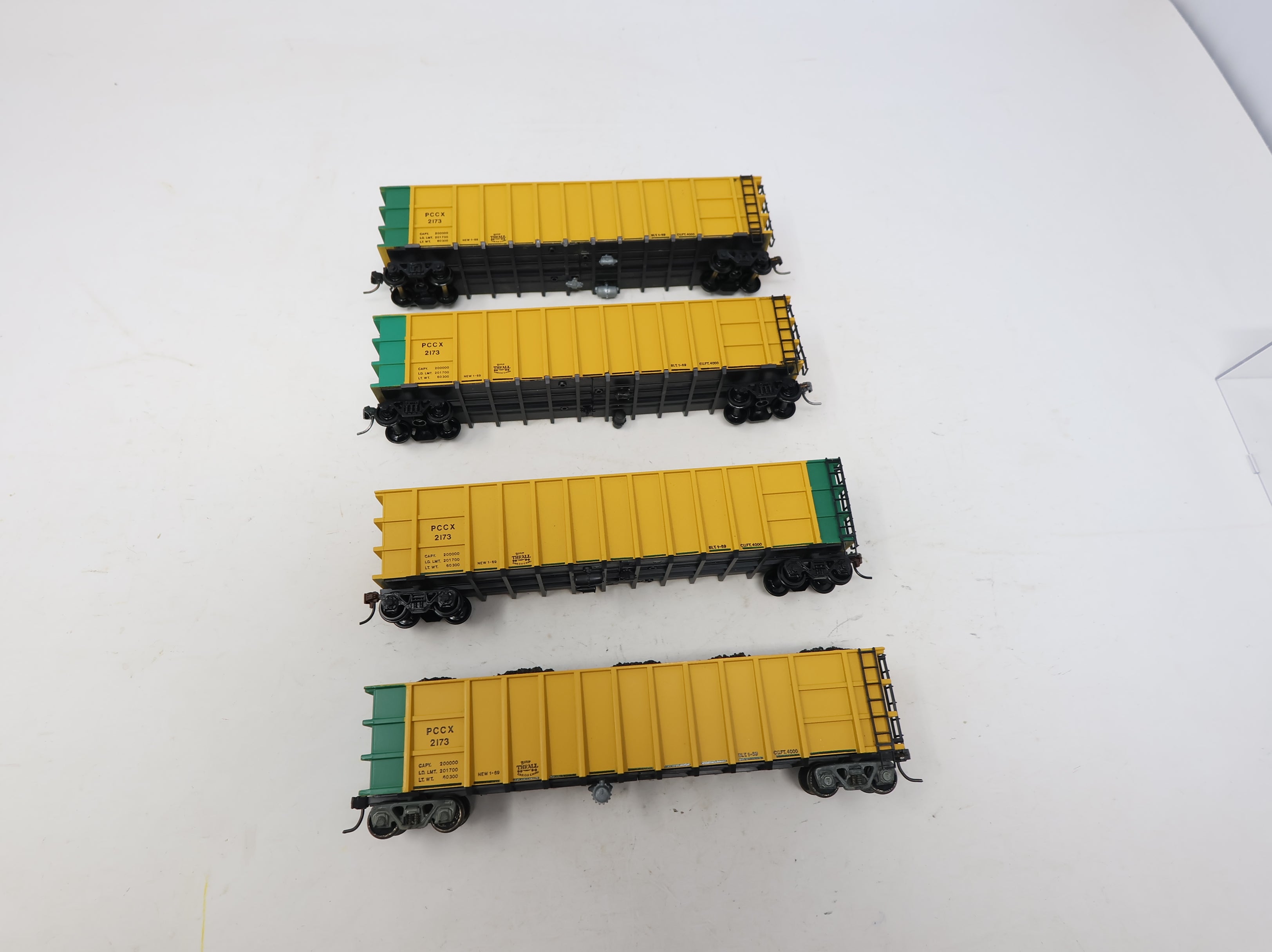 USED Roundhouse HO Scale 50' Thrall Coal Gondola Peabody PCCX #2173 (4 pcs)