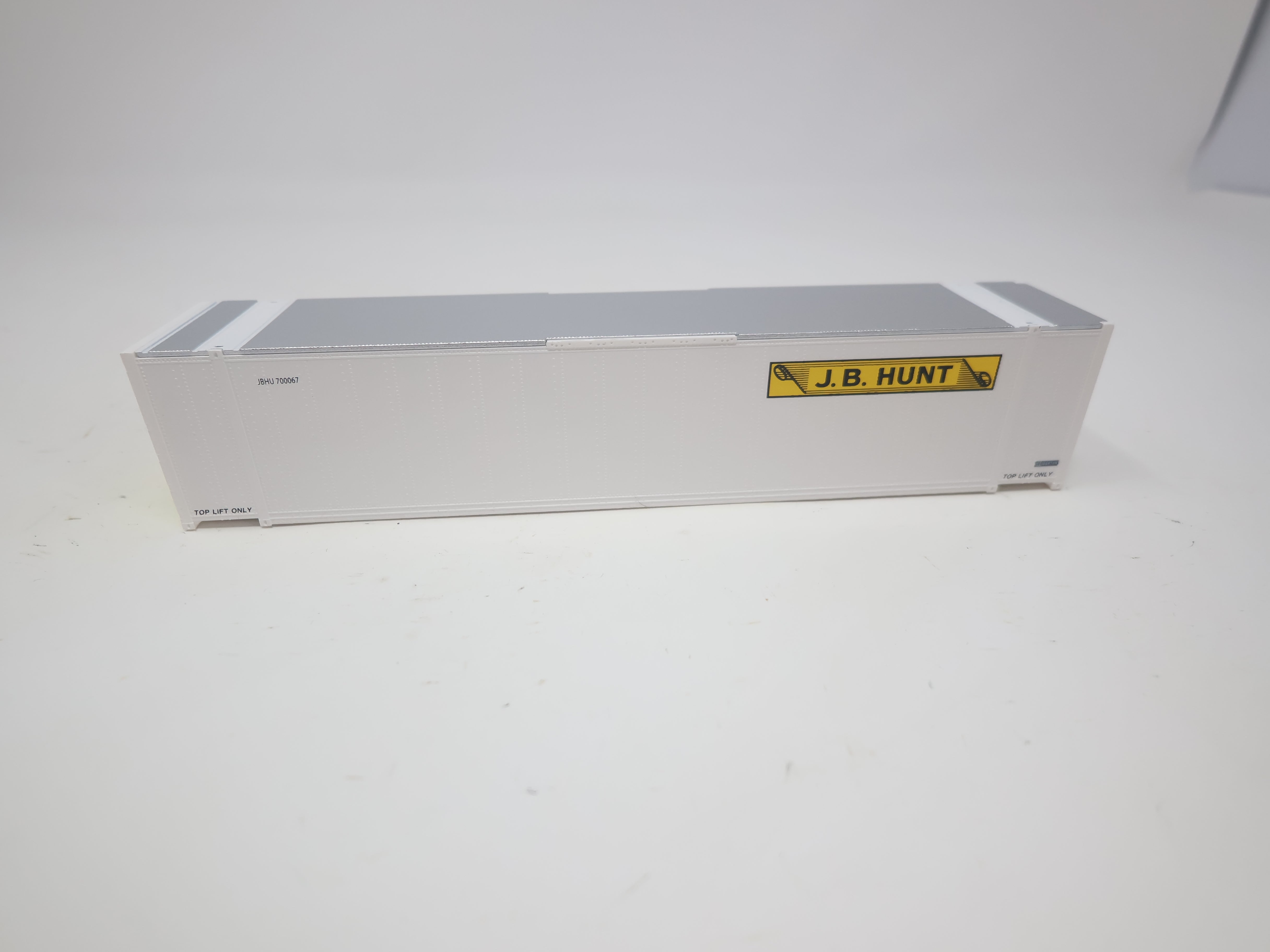 USED Walthers HO Scale, 48' Hi-Cube Rib-Side Container, JB Hunt JBHU #700067