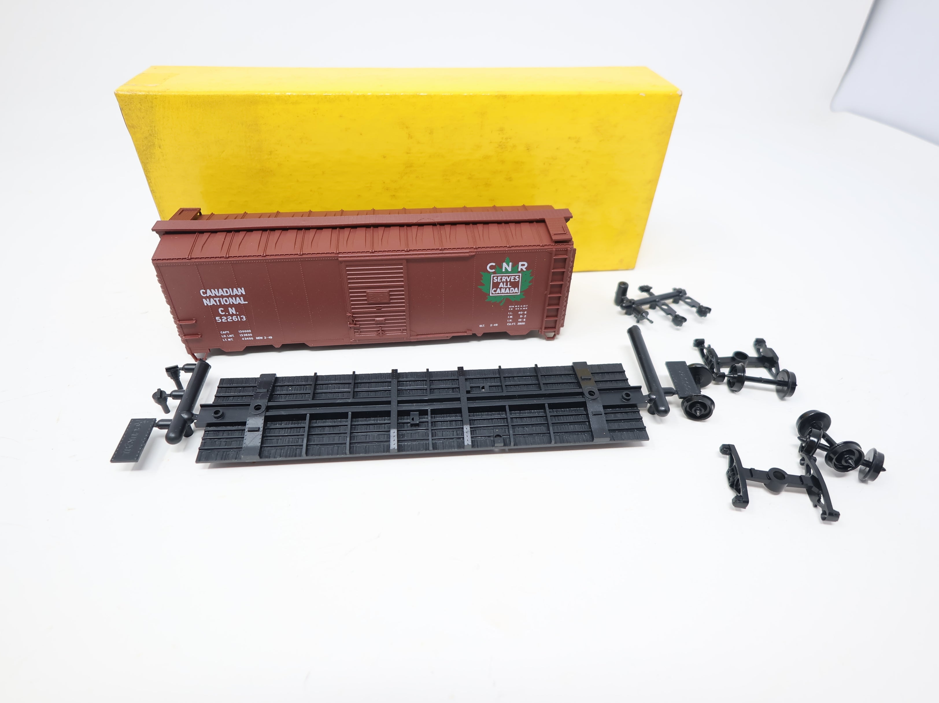 USED Accurail 3214 HO Scale 40' AAR Steel Box Car Canadian National CN #522613 KIT