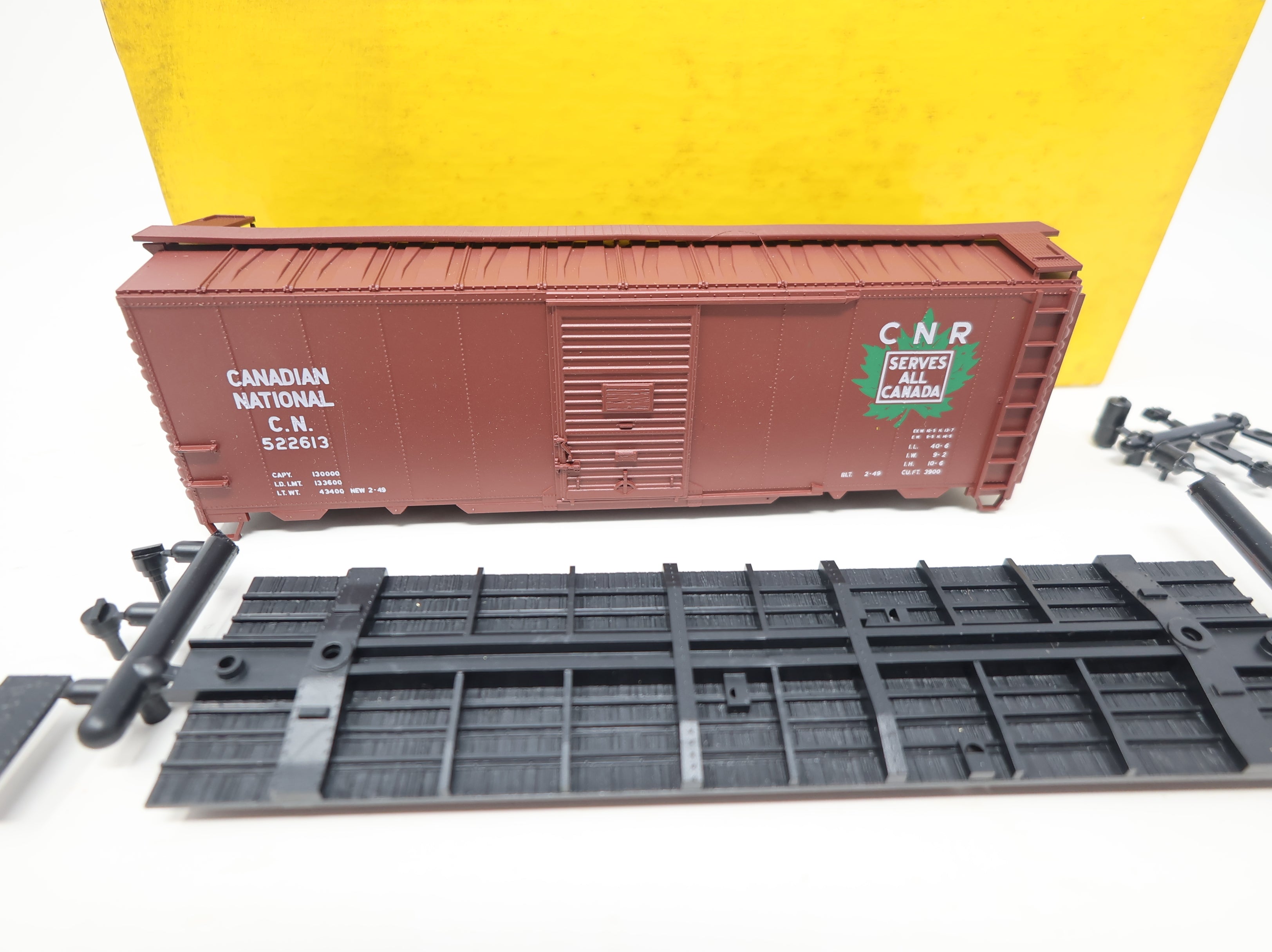 USED Accurail 3214 HO Scale 40' AAR Steel Box Car Canadian National CN #522613 KIT