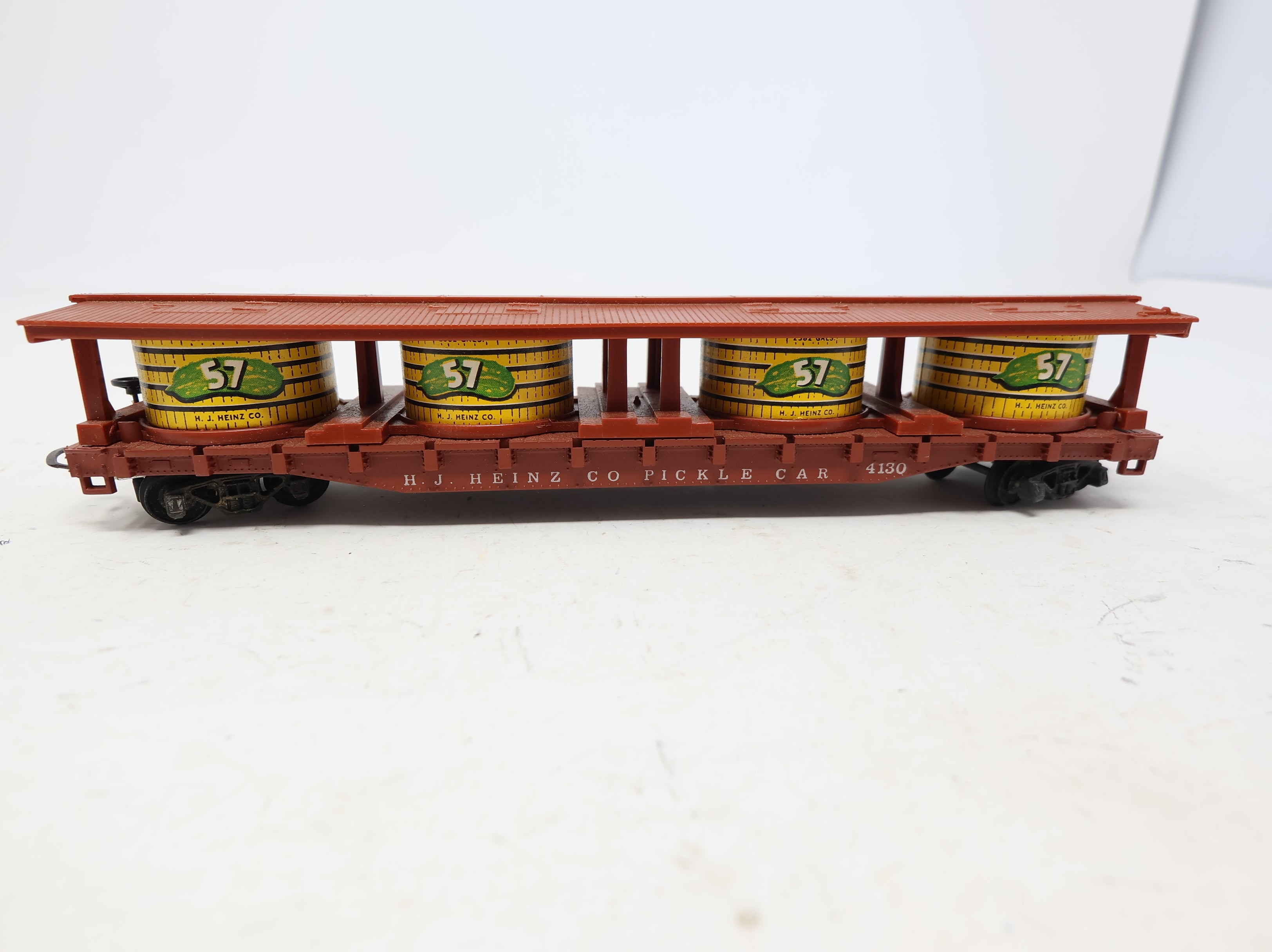 USED Revell HO Scale Pickel Car Heinz Co HJ #4130 Euro Couplers