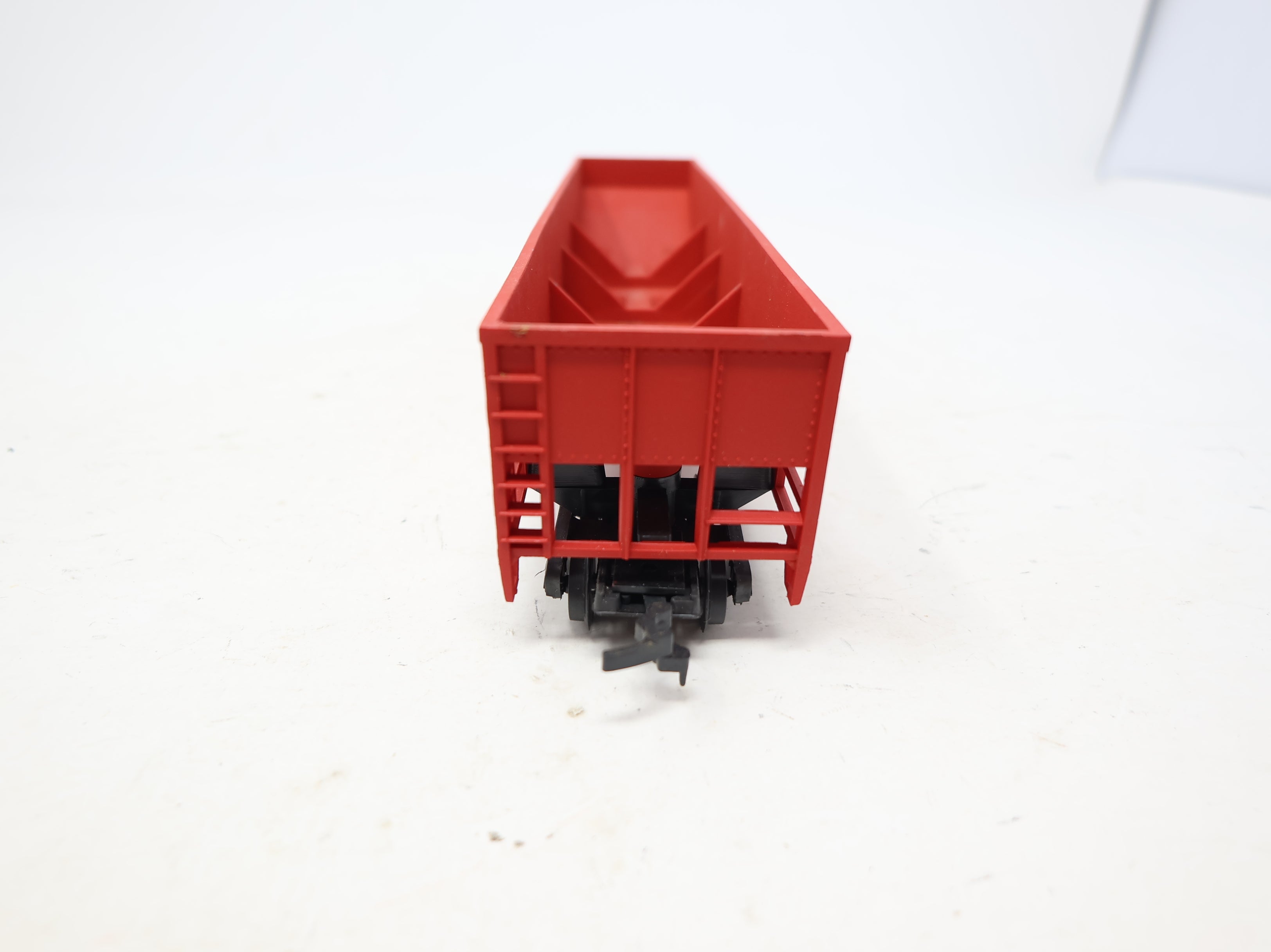 USED HO Scale 4 Bay Hopper Rock Island RI #88420