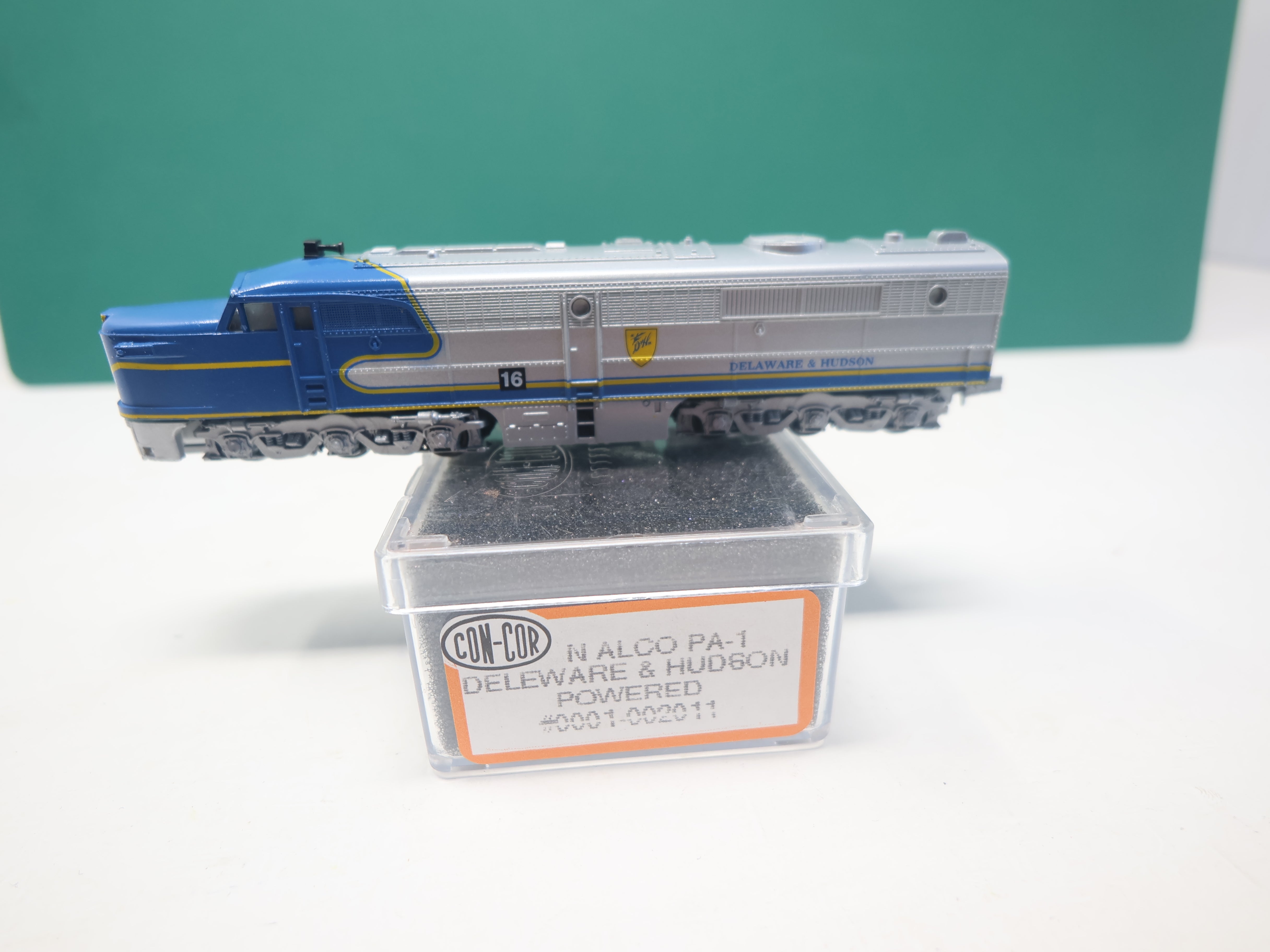 USED Con-Cor 0001-002011 N Scale, Alco PA-1 Diesel Locomotive, Delaware and Hudson D&H #16 (DC)