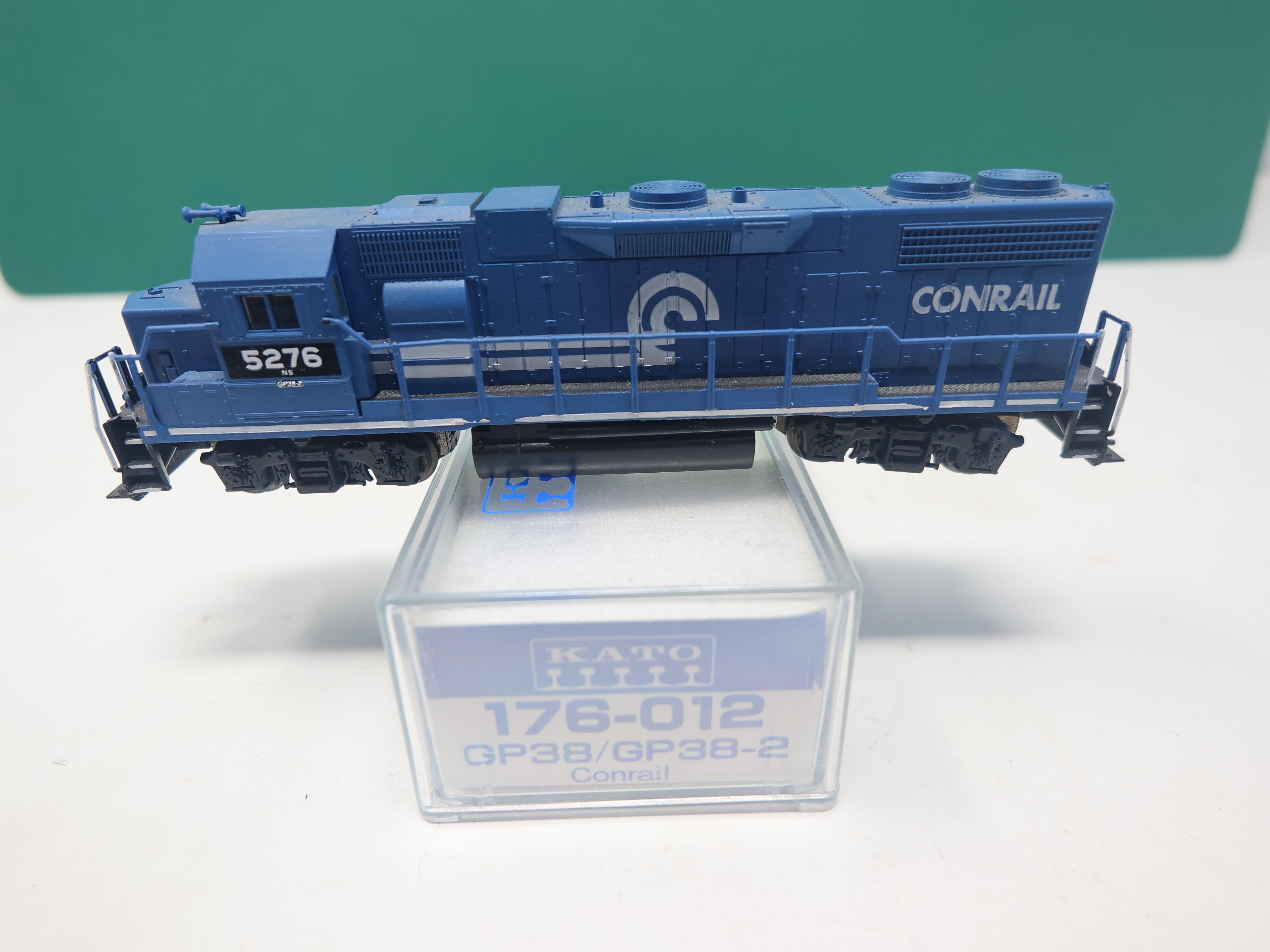 USED KATO 176-012 N Scale, GP38/2 Diesel Locomotive, Conrail NS #5276, Custom Painted (DCC, No Sound)