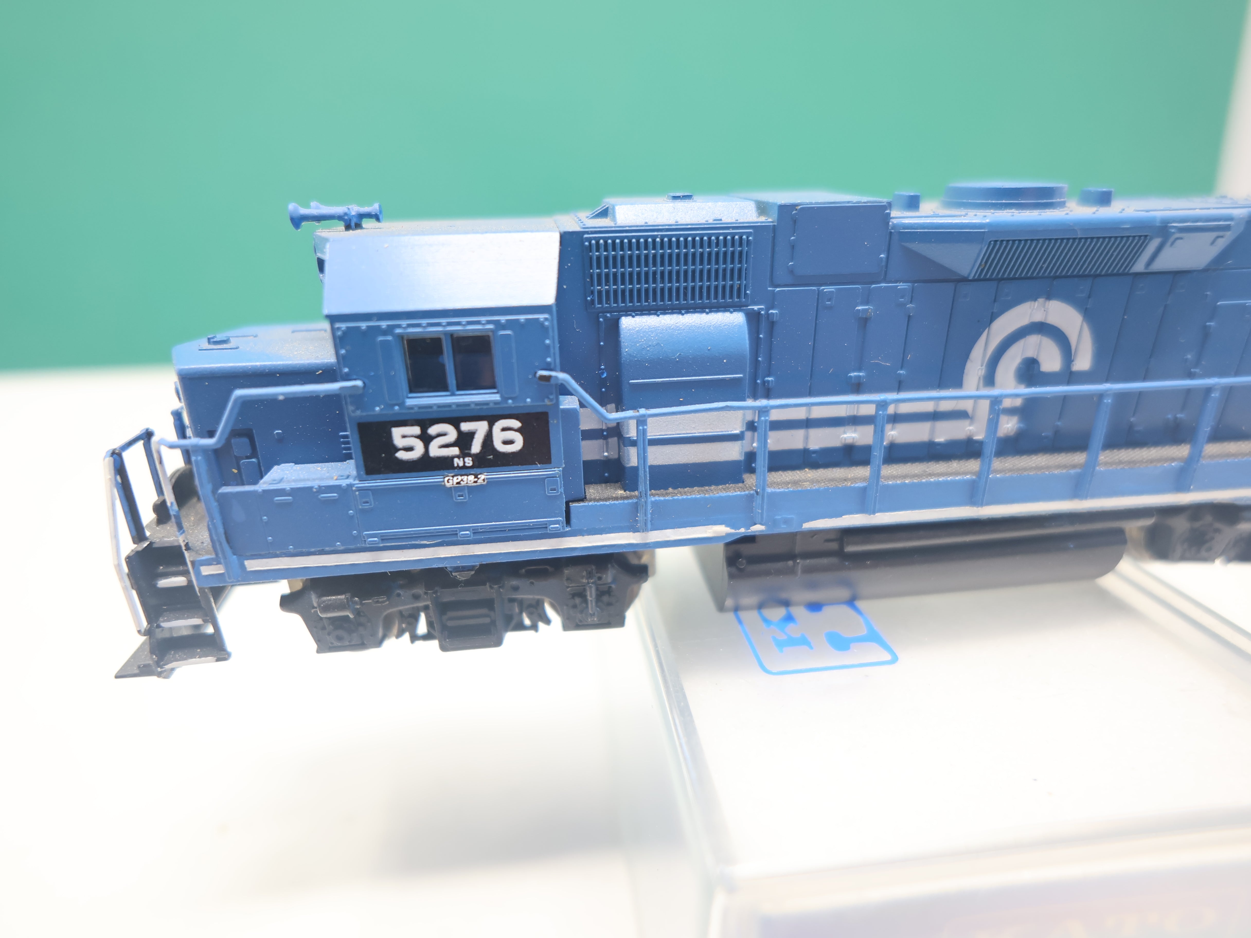 USED KATO 176-012 N Scale, GP38/2 Diesel Locomotive, Conrail NS #5276, Custom Painted (DCC, No Sound)