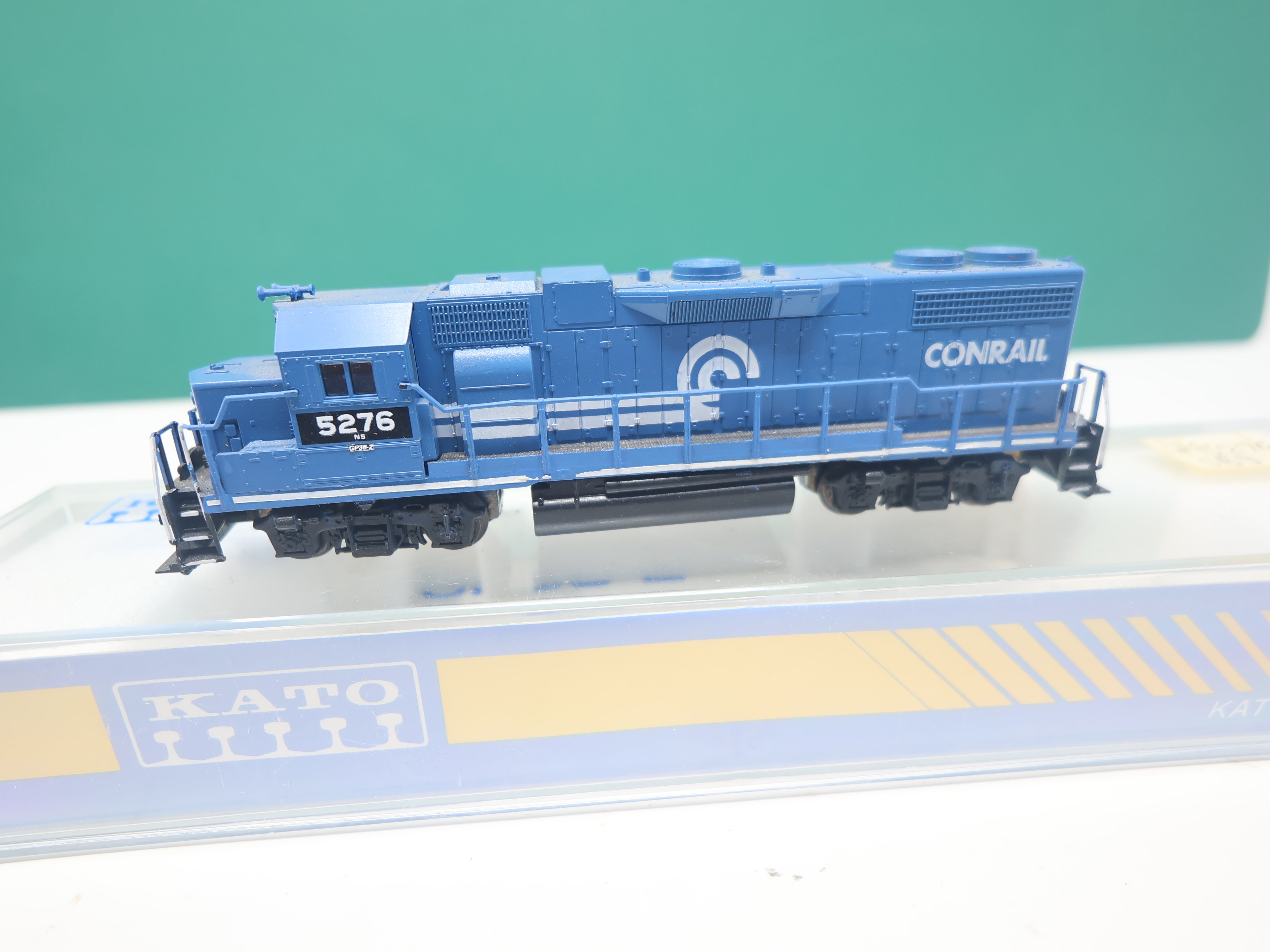 USED KATO 176-012 N Scale, GP38/2 Diesel Locomotive, Conrail NS #5276, Custom Painted (DCC, No Sound)