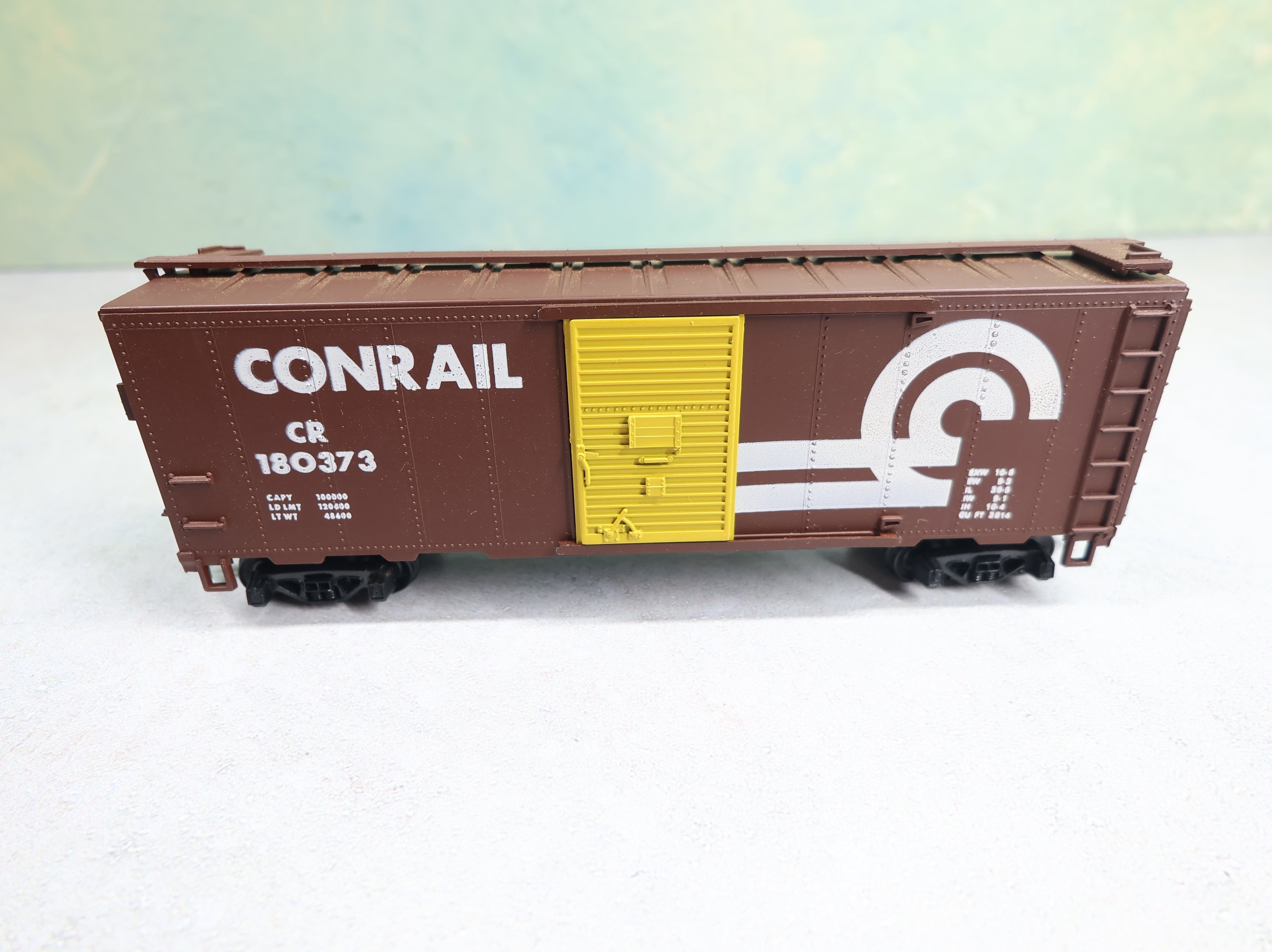 USED Mantua HO Scale 40' Box Car Conrail CR #180373