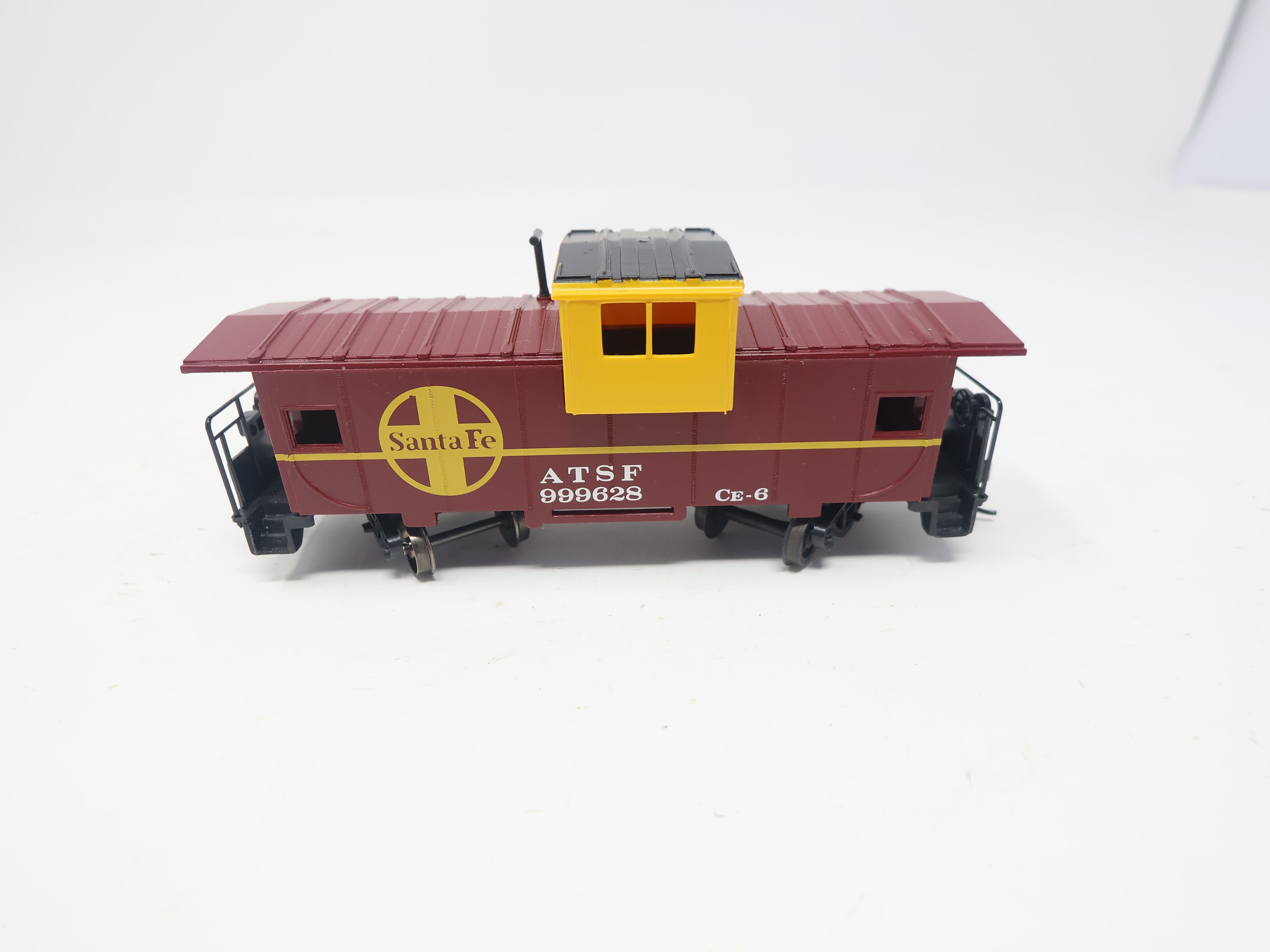 USED Bachmann HO Scale, Caboose, Santa Fe ATSF #999628