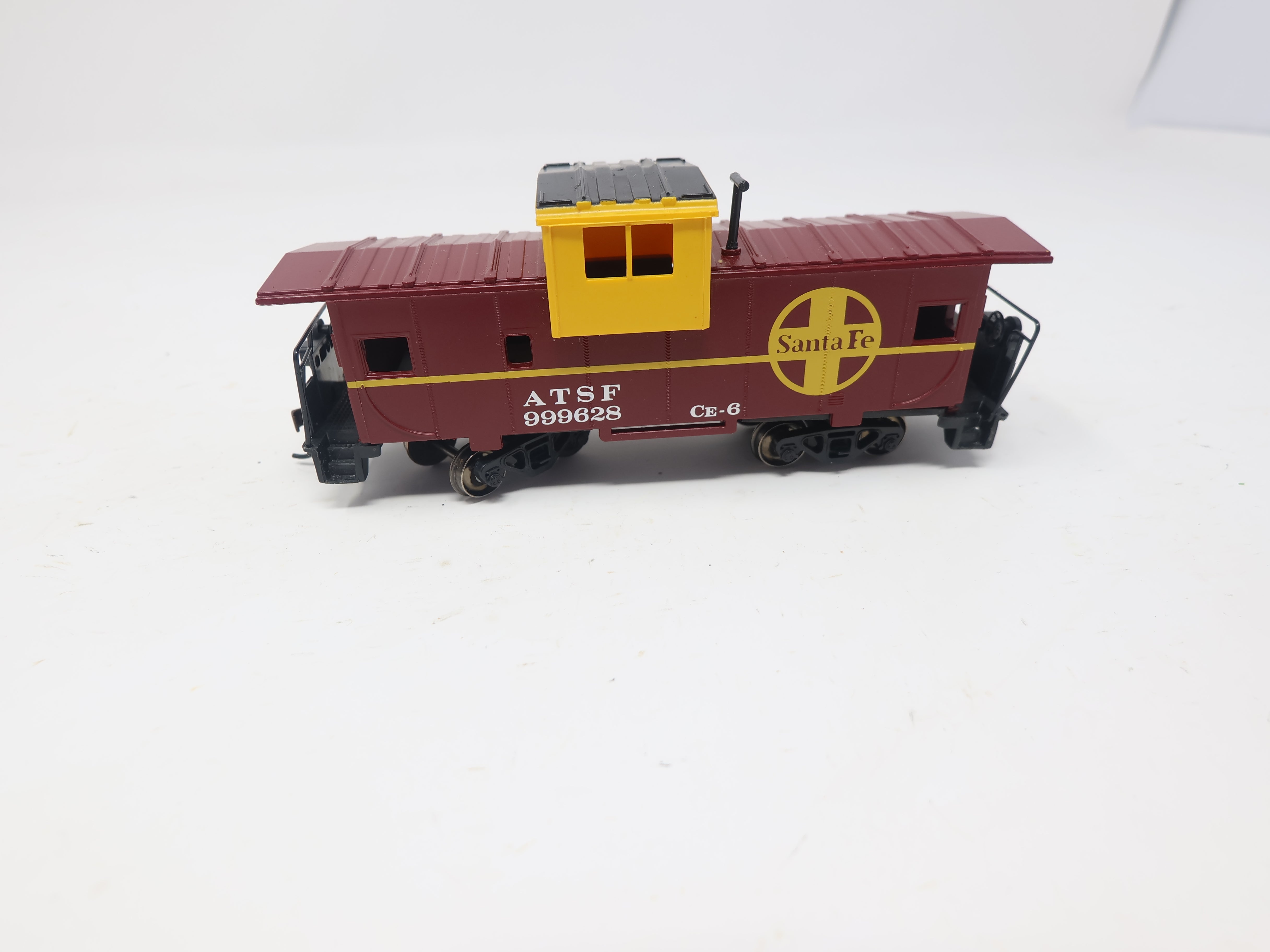 USED Bachmann HO Scale, Caboose, Santa Fe ATSF #999628