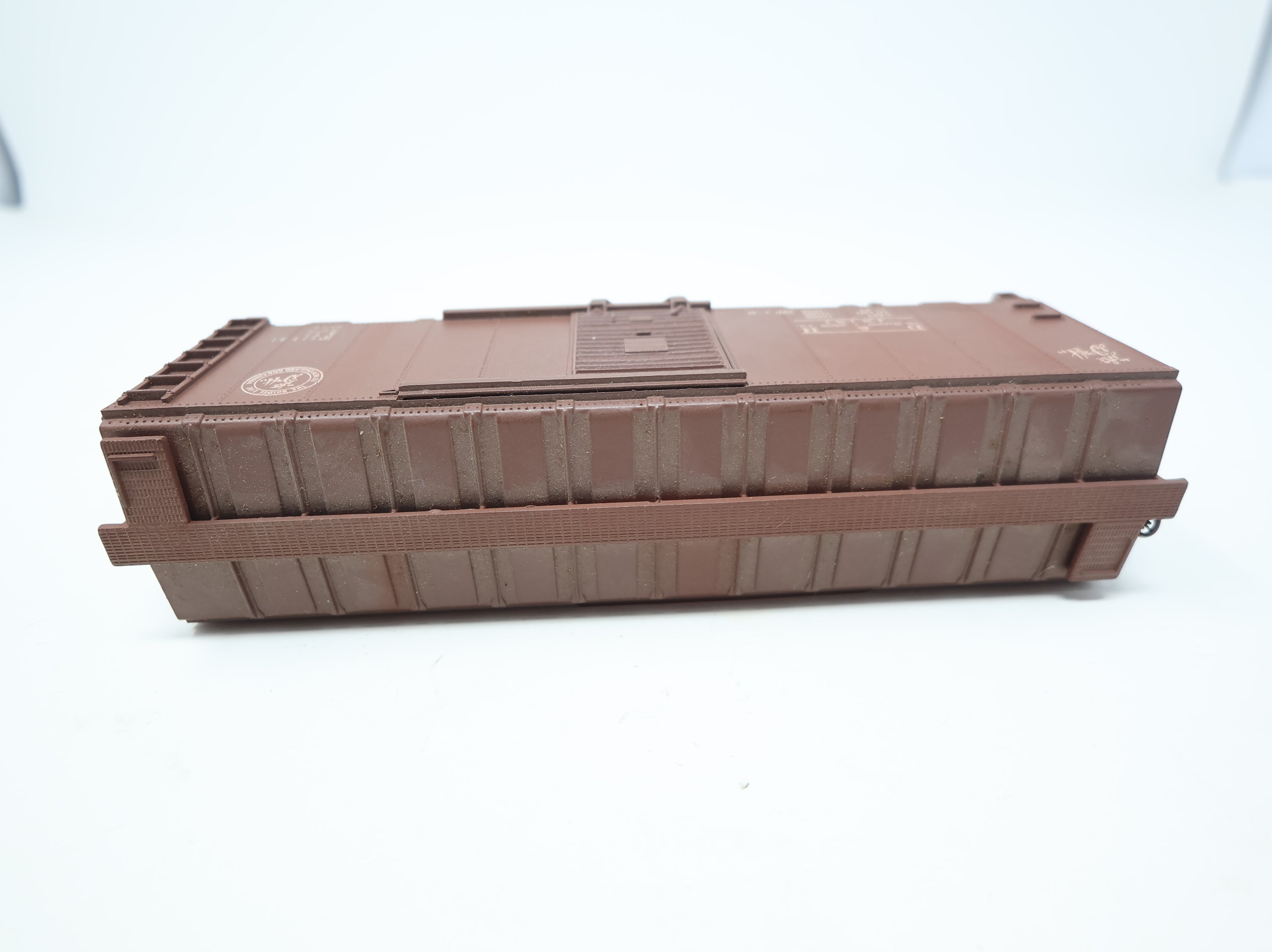 USED Athearn HO Scale 40' Box Car Delaware and Hudson DH #18151 Light Weathering