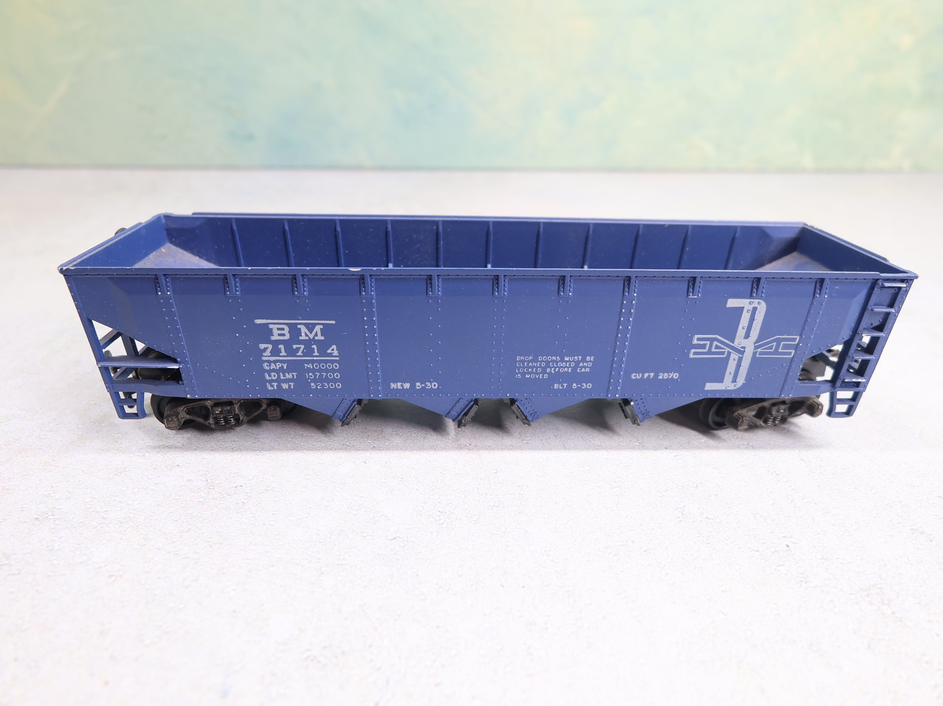 USED Athearn HO Scale Operating Quad Hopper Boston and Maine BM #71714