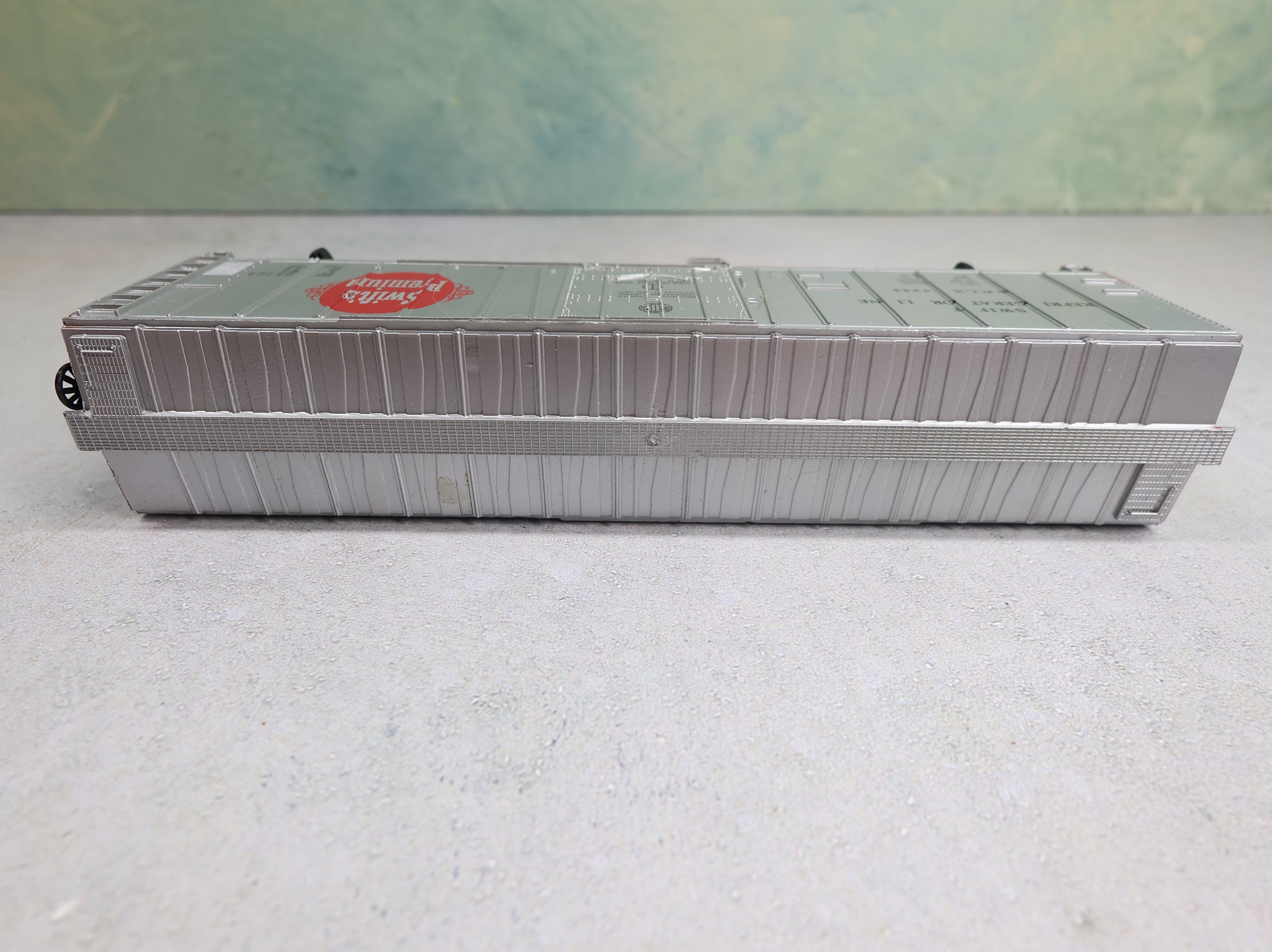 USED Bachmann HO Scale 50' Box Car Swift Refrigerator Line SRLX #4244